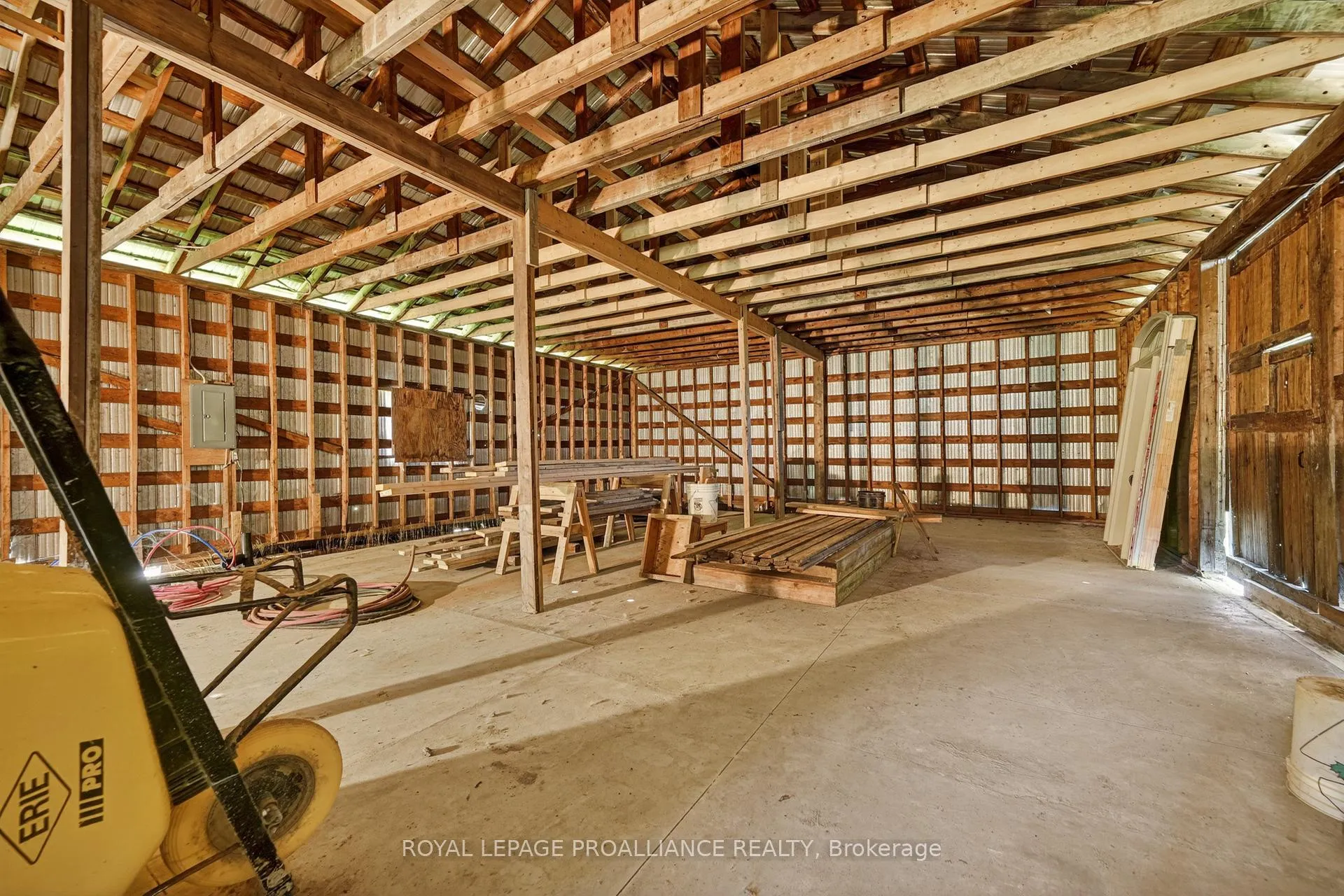 Photo 11 of 2102 County 44 Road, Edwardsburgh/Cardinal, Edwardsburgh/Cardinal Twp — HOMEH
