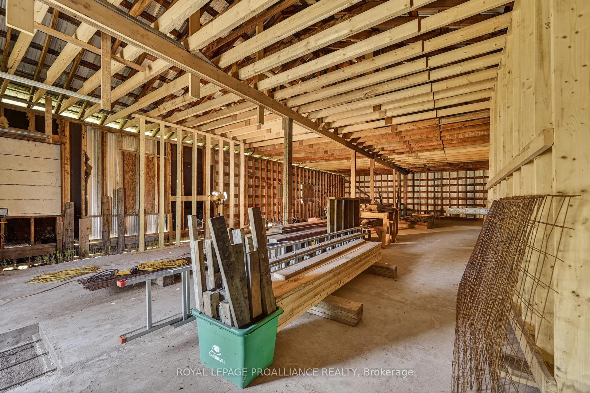 Photo 12 of 2102 County 44 Road, Edwardsburgh/Cardinal, Edwardsburgh/Cardinal Twp — HOMEH