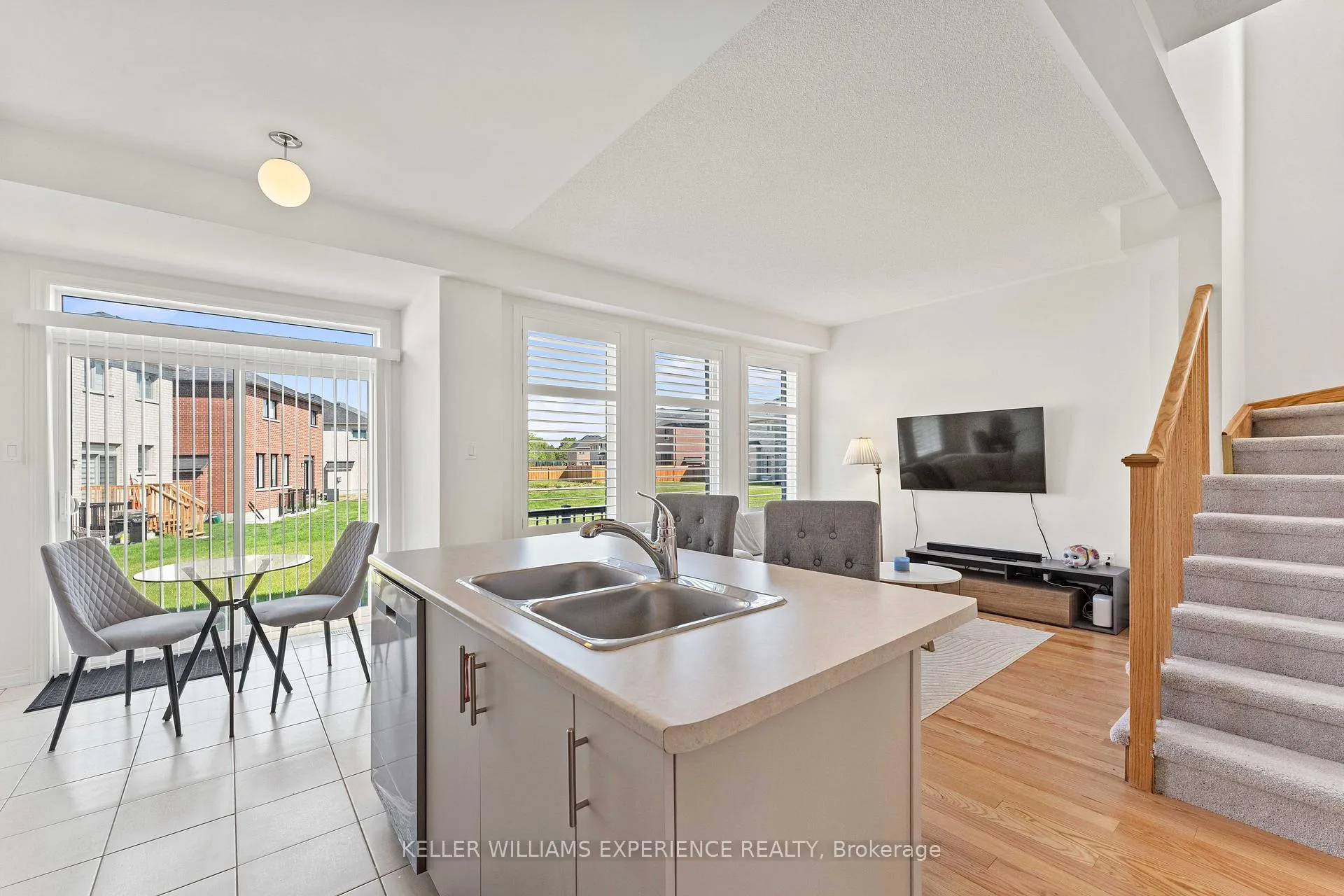 Photo 7 of 75 Wakefield Boulevard, Essa, Angus — HOMEH