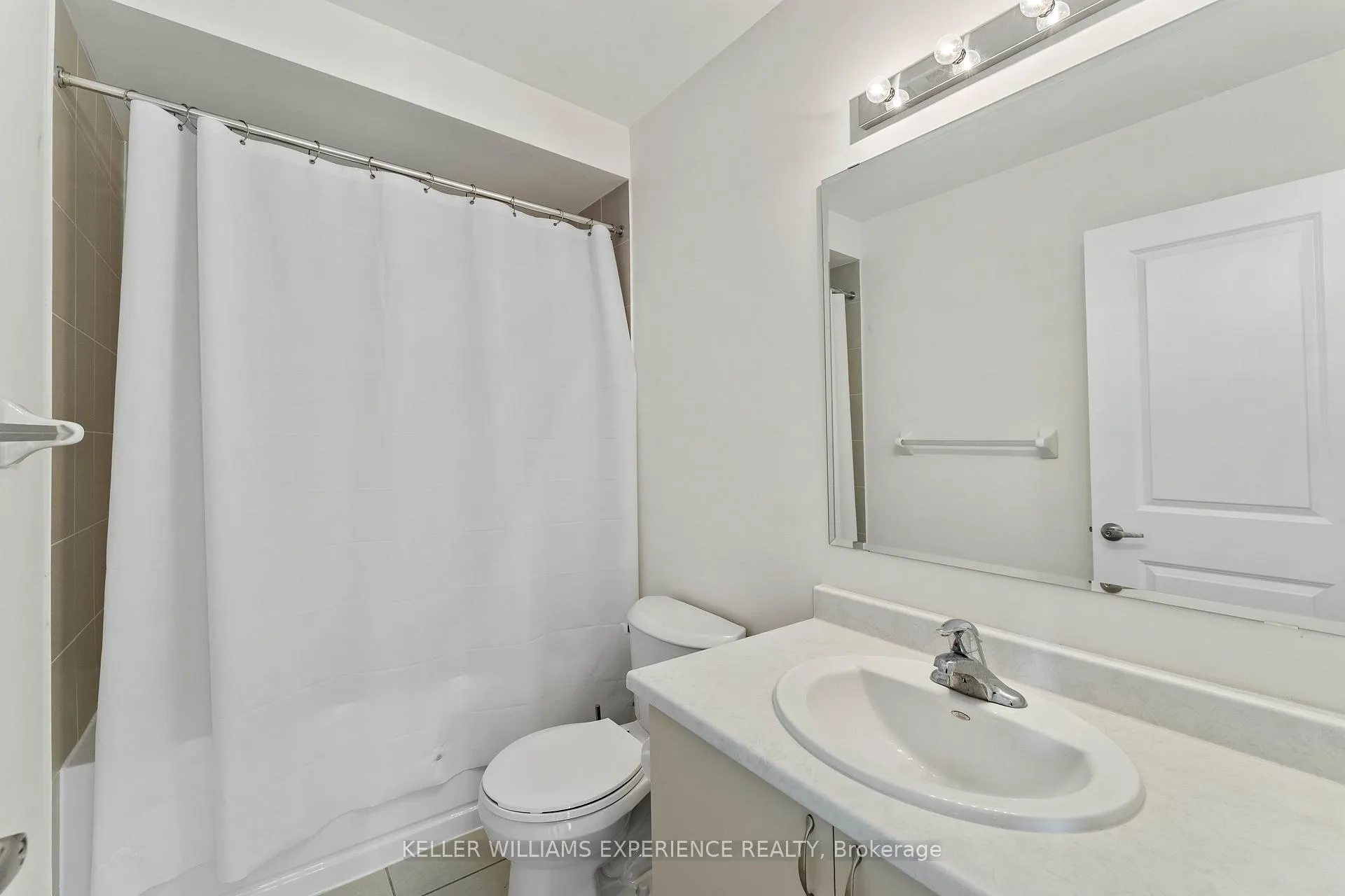 Photo 16 of 75 Wakefield Boulevard, Essa, Angus — HOMEH