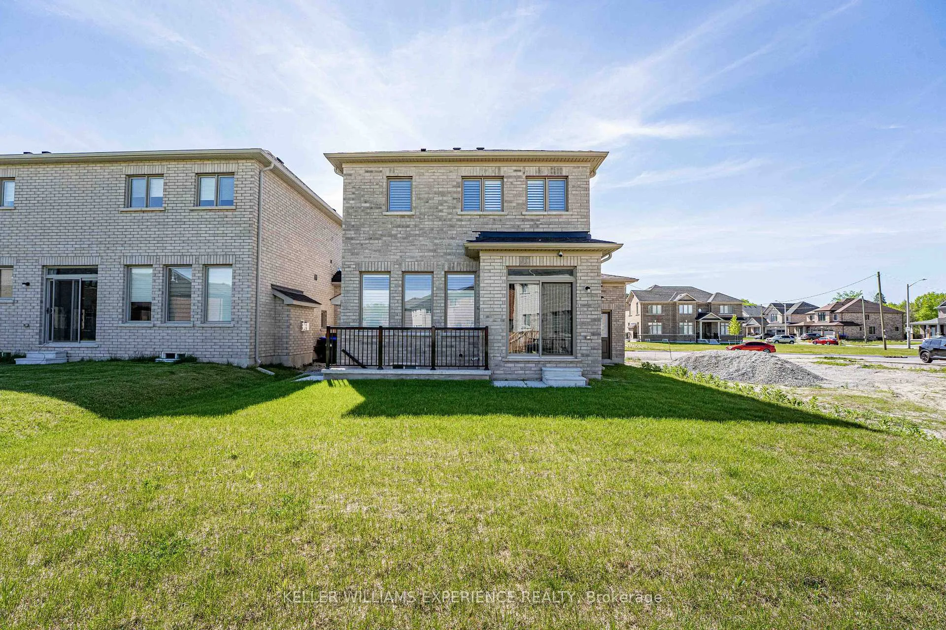 Photo 19 of 75 Wakefield Boulevard, Essa, Angus — HOMEH