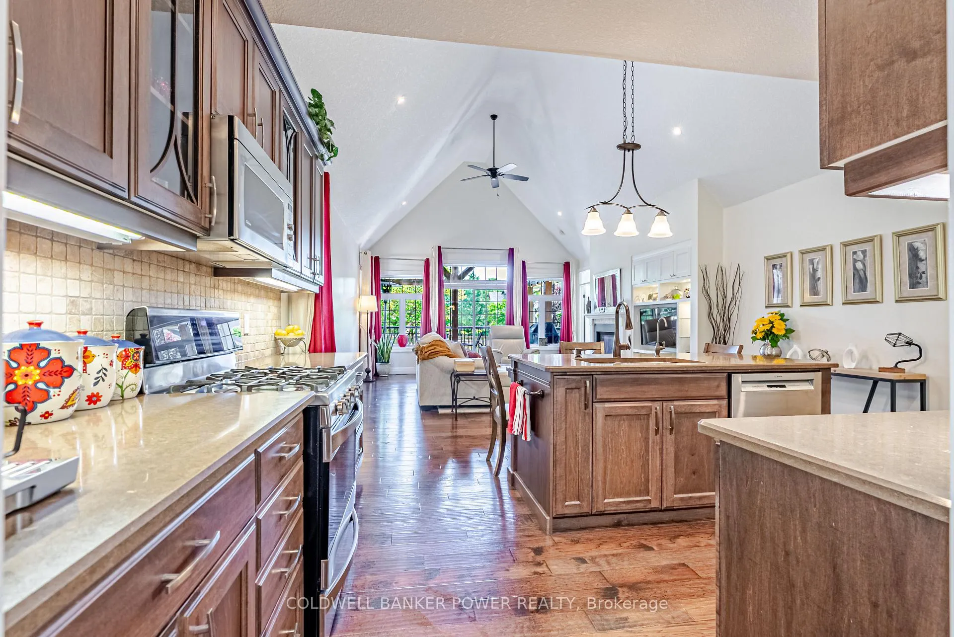Photo 7 of 1450 Riverbend Road, London, South A — HOMEH