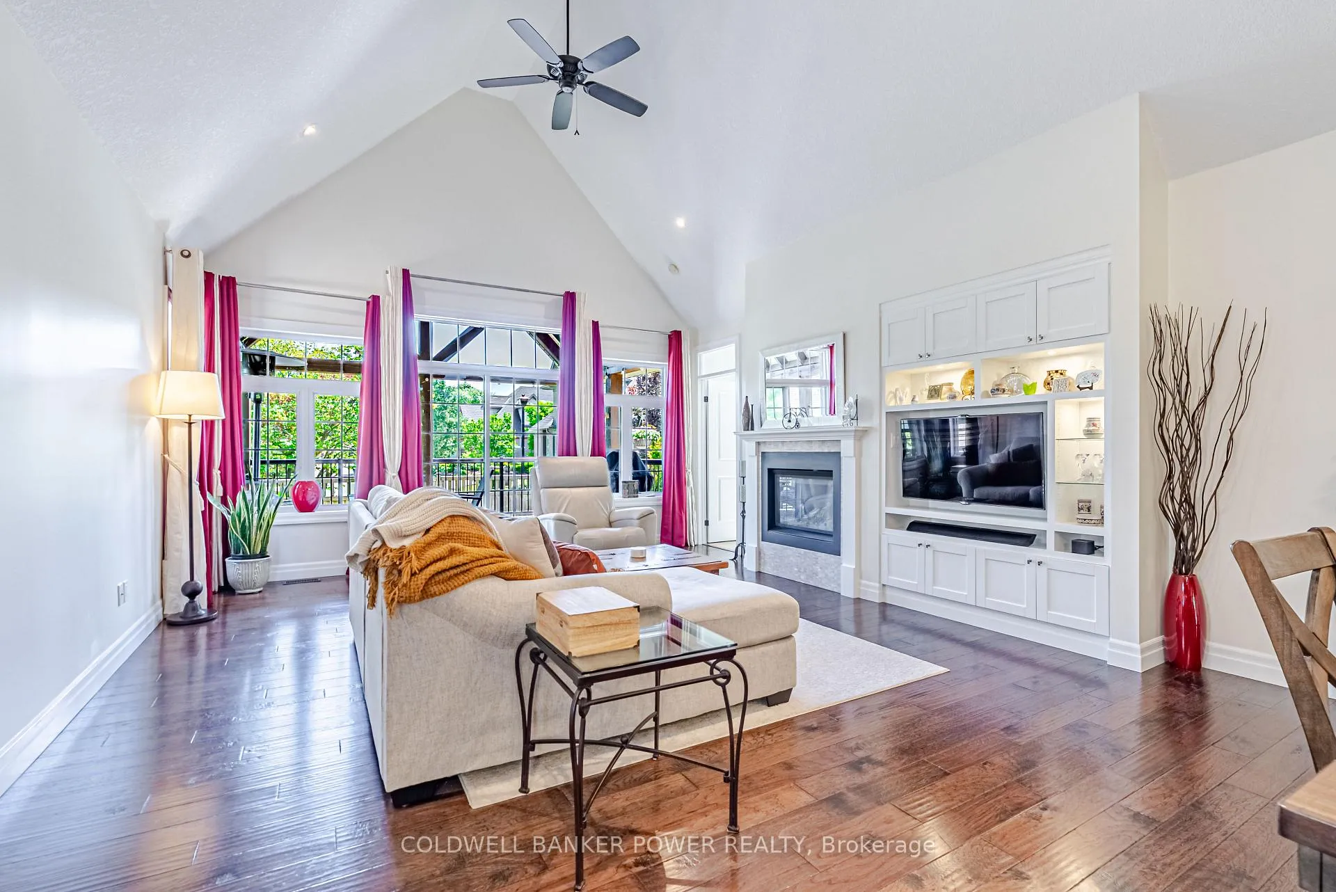 Photo 10 of 1450 Riverbend Road, London, South A — HOMEH