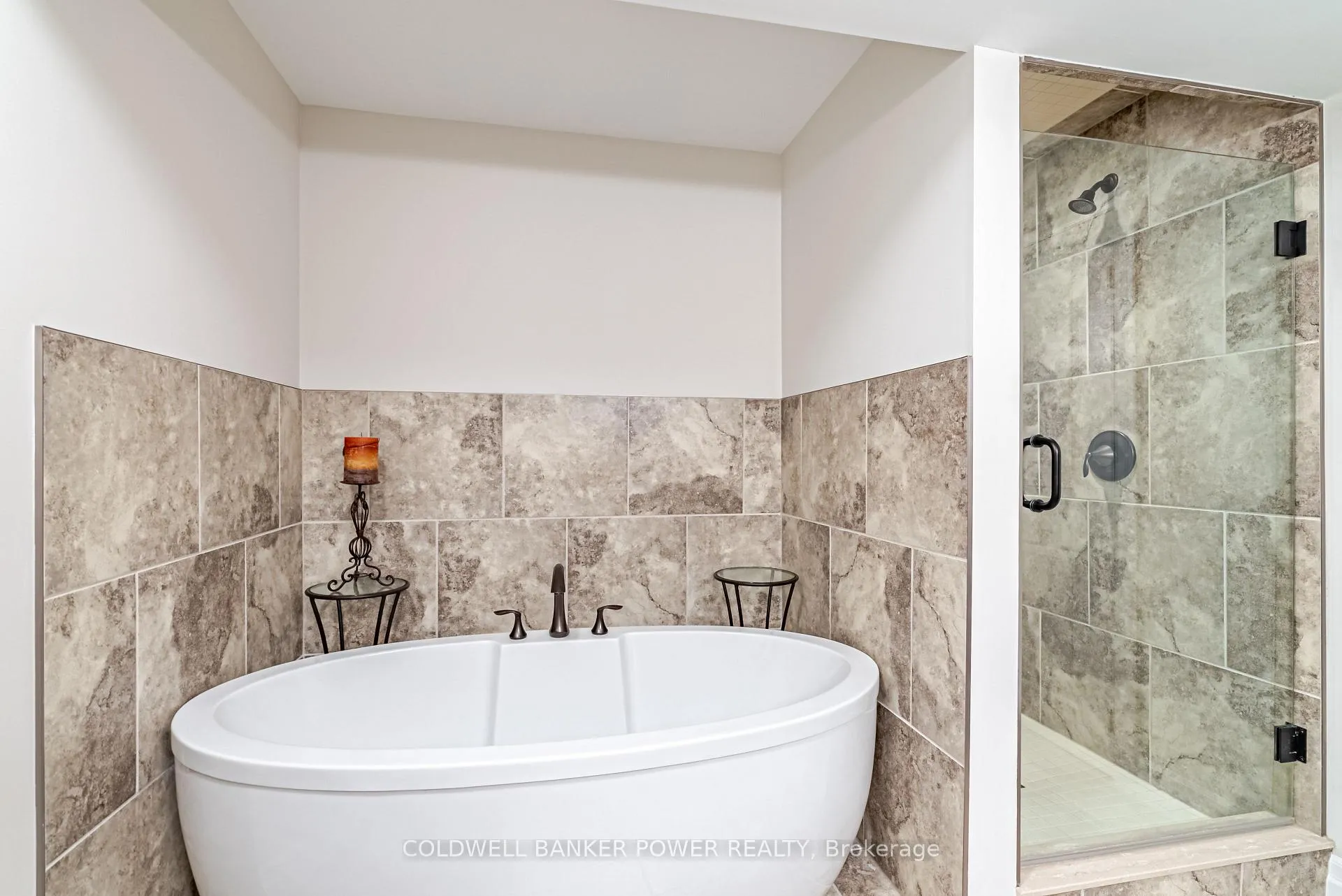Photo 33 of 1450 Riverbend Road, London, South A — HOMEH