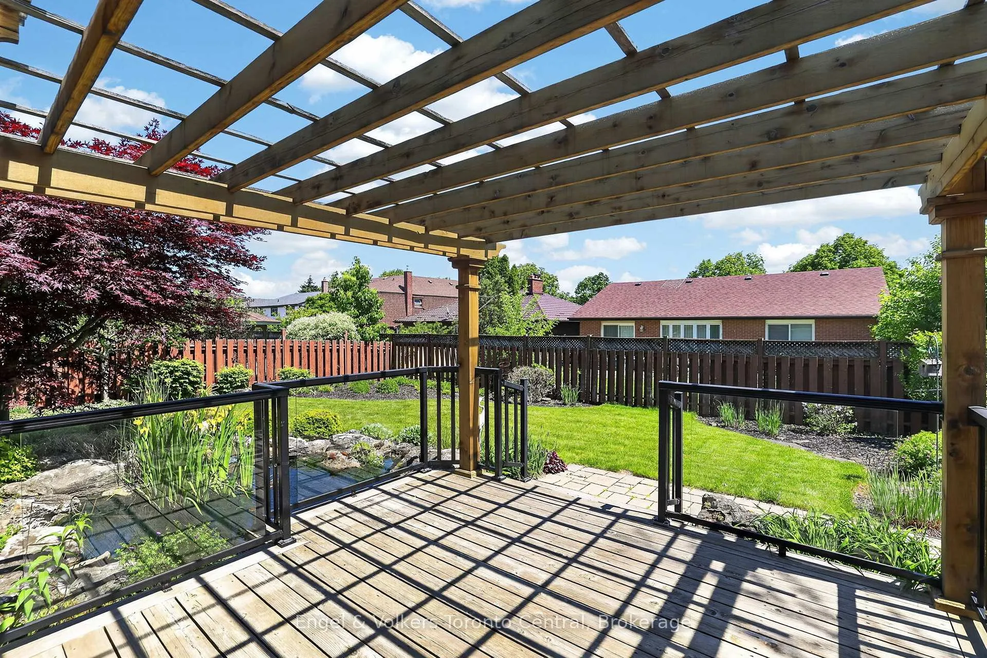 Photo 38 of 32 Milford Crescent, Brampton, Central Park — HOMEH
