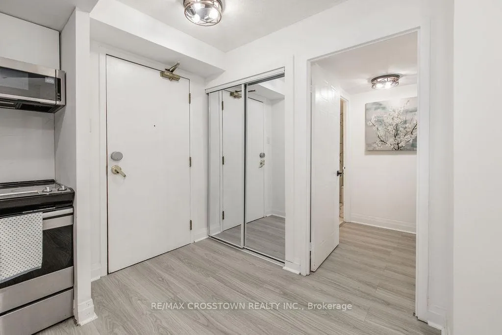 Photo 7 of Unit 104, 75 Ellen Street, Barrie, City Centre — HOMEH