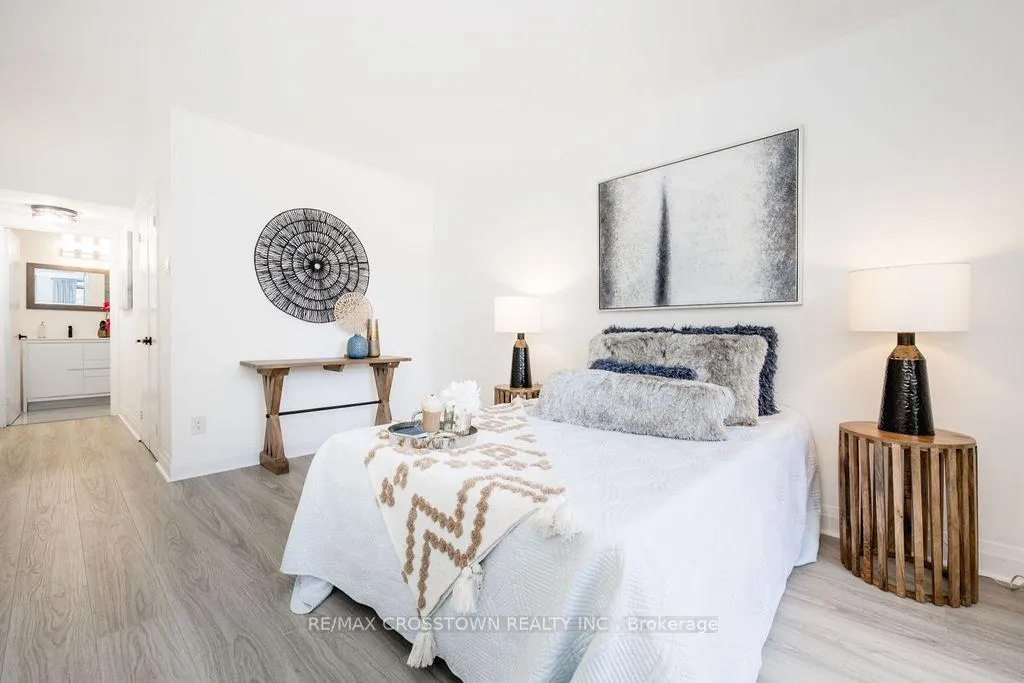 Photo 33 of Unit 104, 75 Ellen Street, Barrie, City Centre — HOMEH