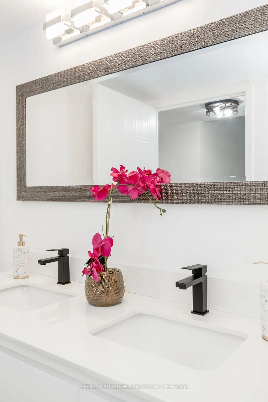 Photo 39 of Unit 104, 75 Ellen Street, Barrie, City Centre — HOMEH