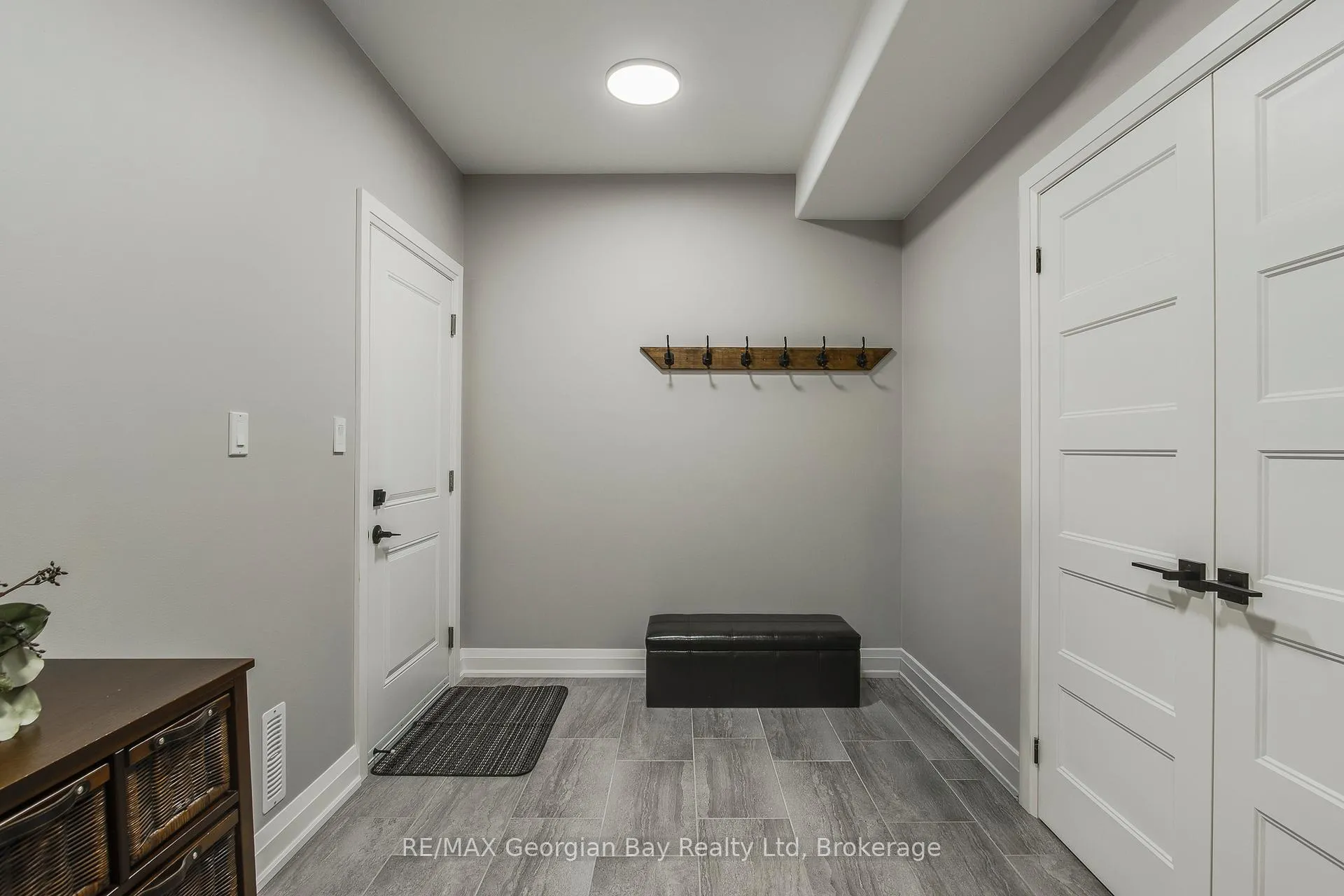 Photo 37 of 50 Windermere Circle, Tay, Rural Tay — HOMEH