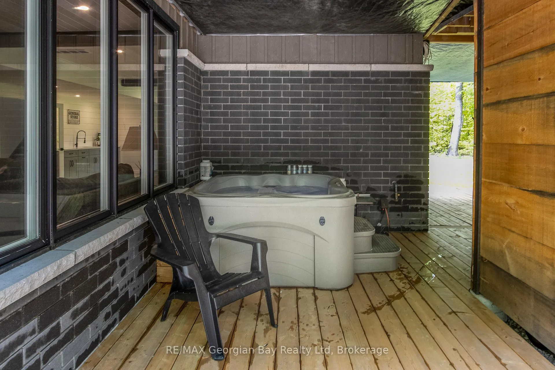 Photo 39 of 50 Windermere Circle, Tay, Rural Tay — HOMEH