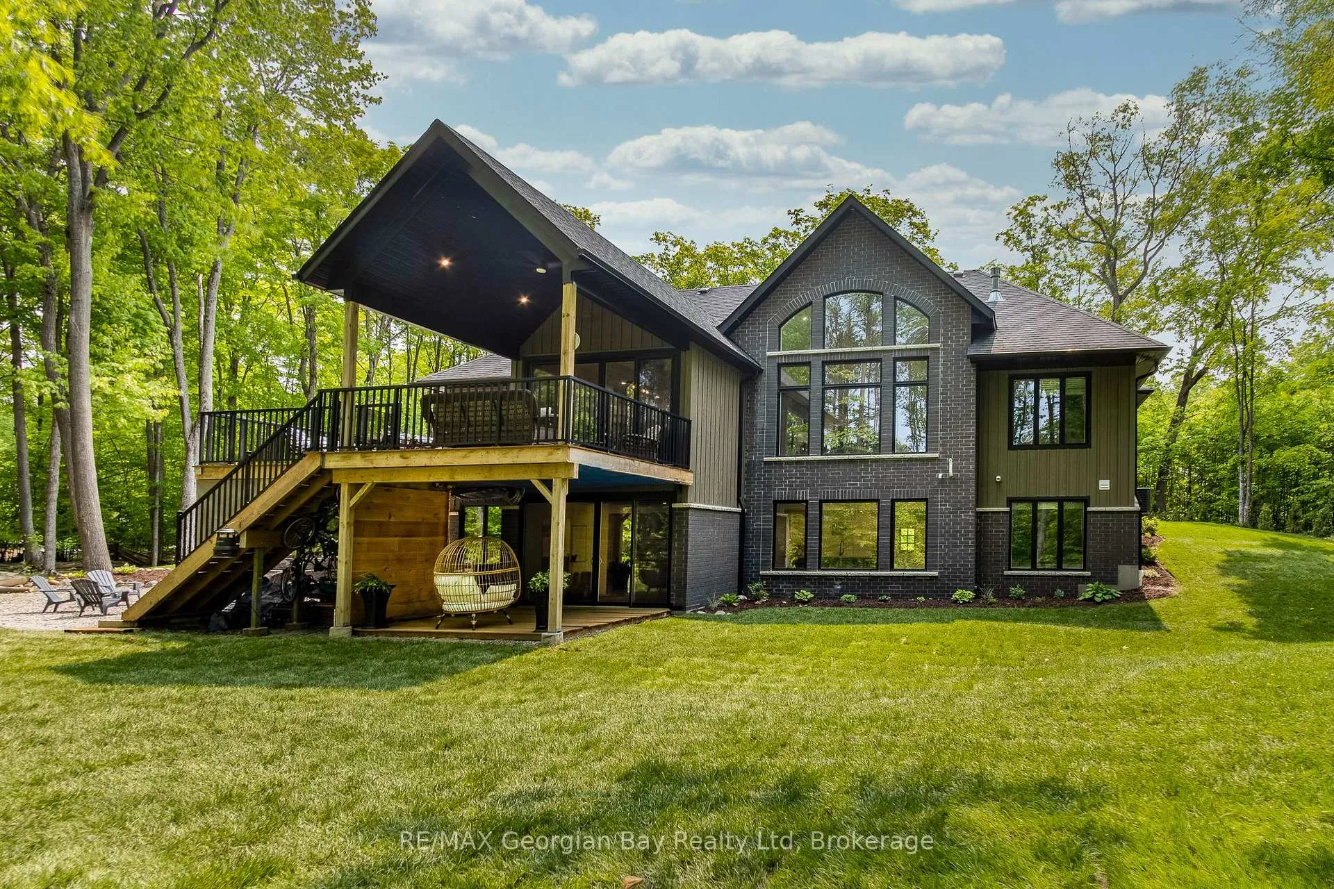 Photo 44 of 50 Windermere Circle, Tay, Rural Tay — HOMEH