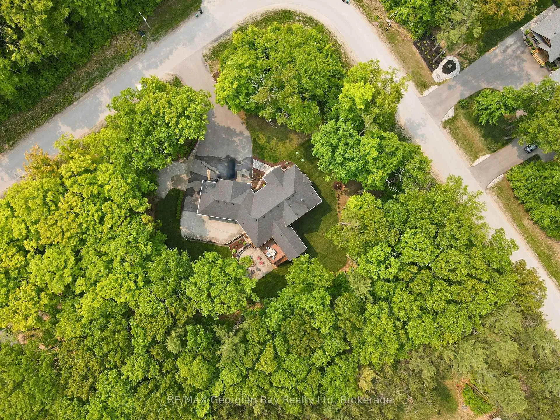 Photo 48 of 50 Windermere Circle, Tay, Rural Tay — HOMEH