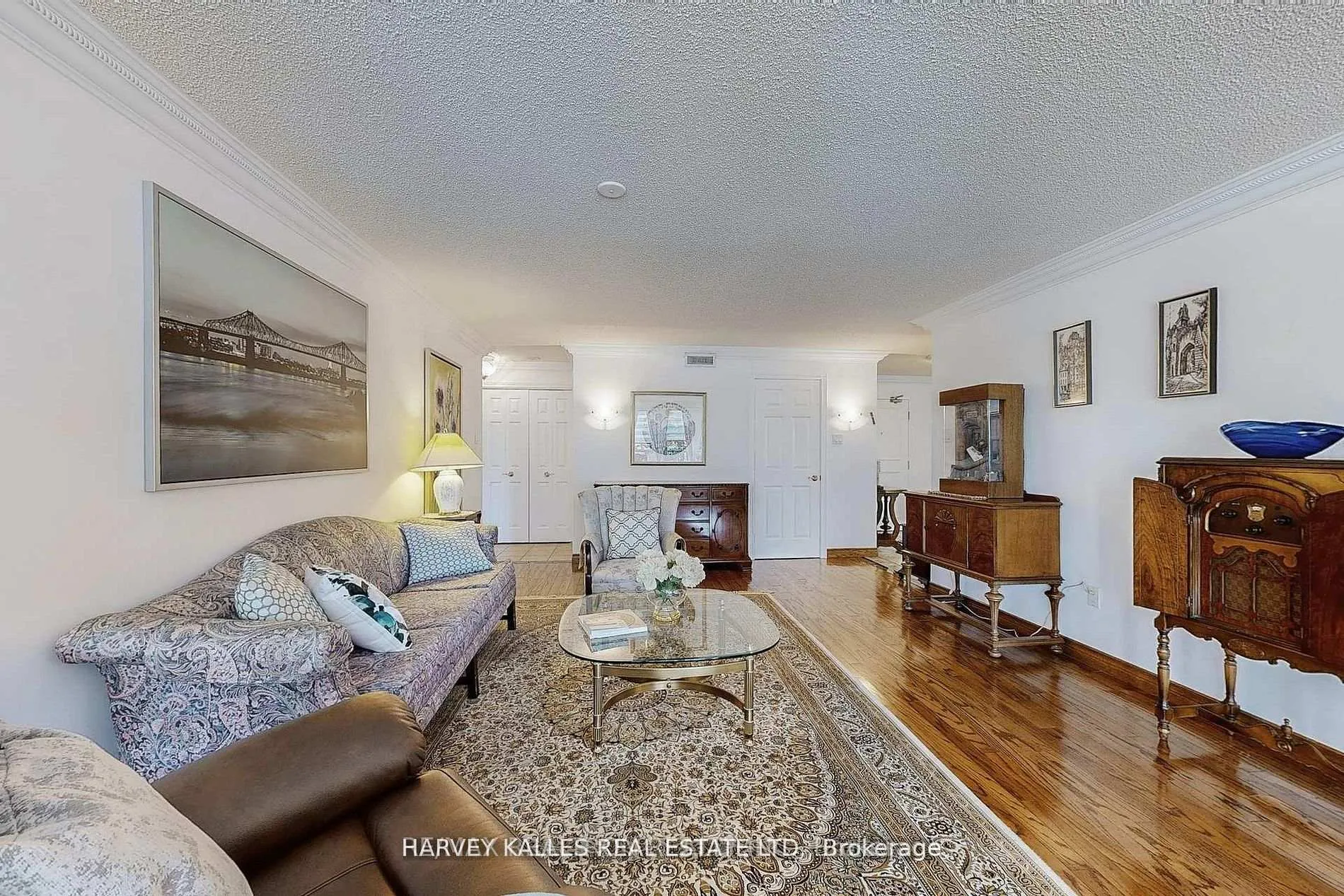 Photo 16 of Unit 311, 7300 Yonge Street, Vaughan, Crestwood-Springfarm-Yorkhill — HOMEH
