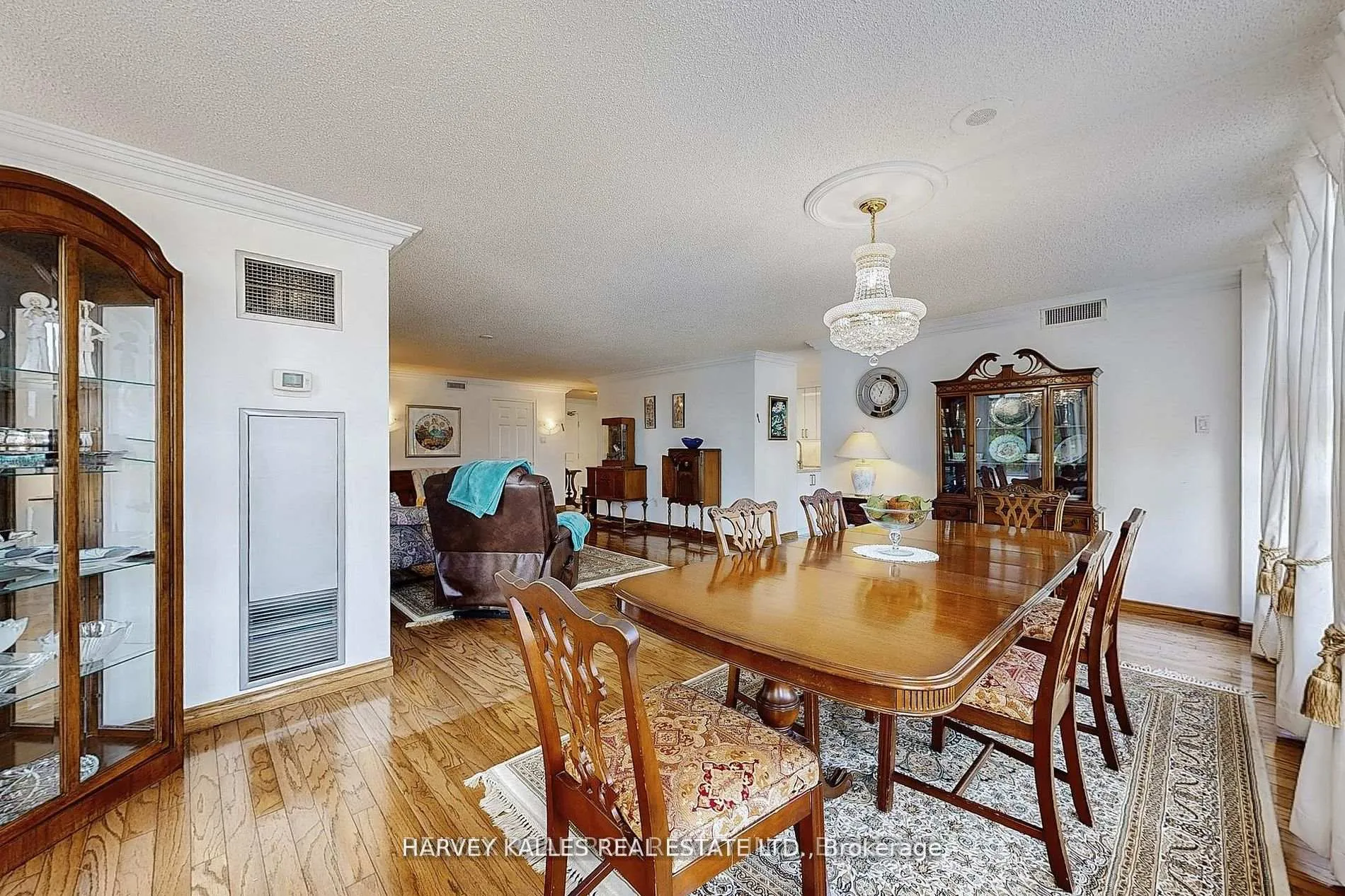 Photo 21 of Unit 311, 7300 Yonge Street, Vaughan, Crestwood-Springfarm-Yorkhill — HOMEH