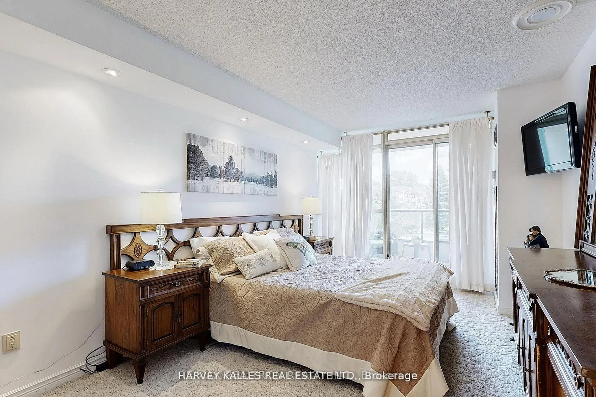 Photo 22 of Unit 311, 7300 Yonge Street, Vaughan, Crestwood-Springfarm-Yorkhill — HOMEH