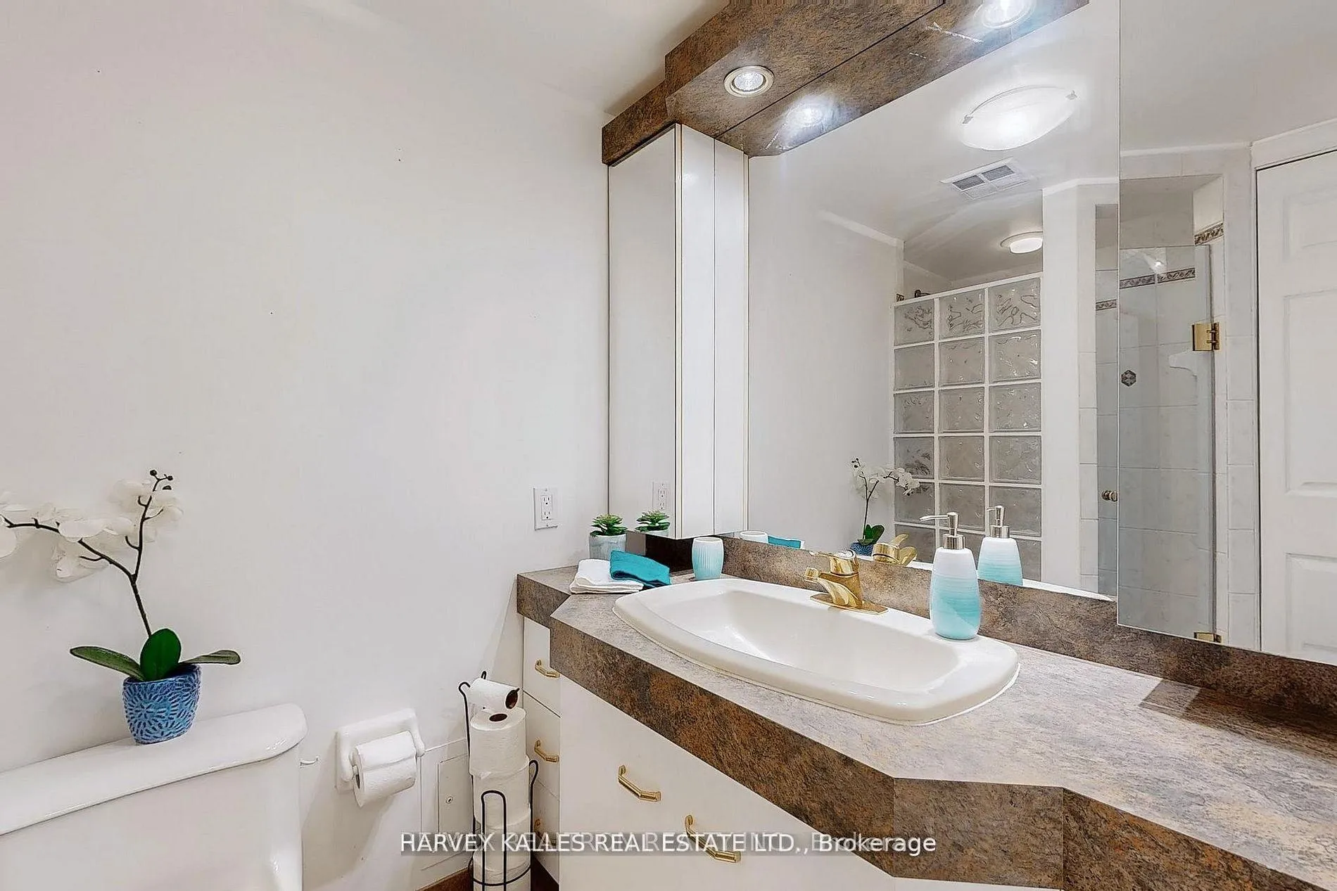 Photo 30 of Unit 311, 7300 Yonge Street, Vaughan, Crestwood-Springfarm-Yorkhill — HOMEH