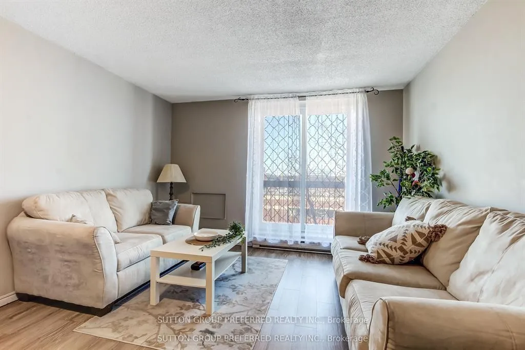 Photo 6 of Unit 402, 626 First Street, London, East H — HOMEH