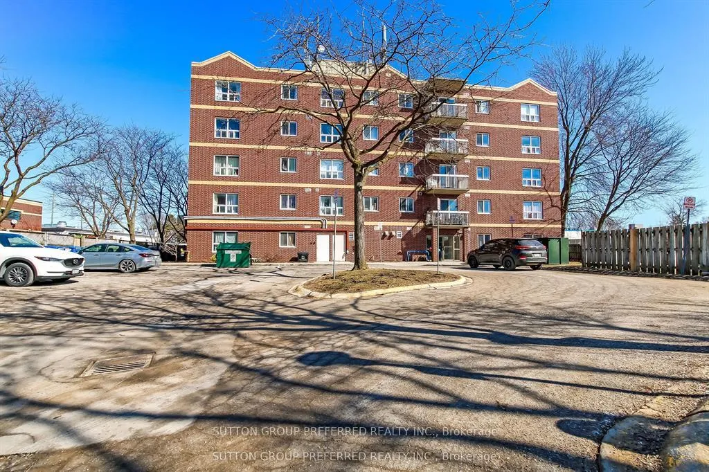 Photo 15 of Unit 402, 626 First Street, London, East H — HOMEH