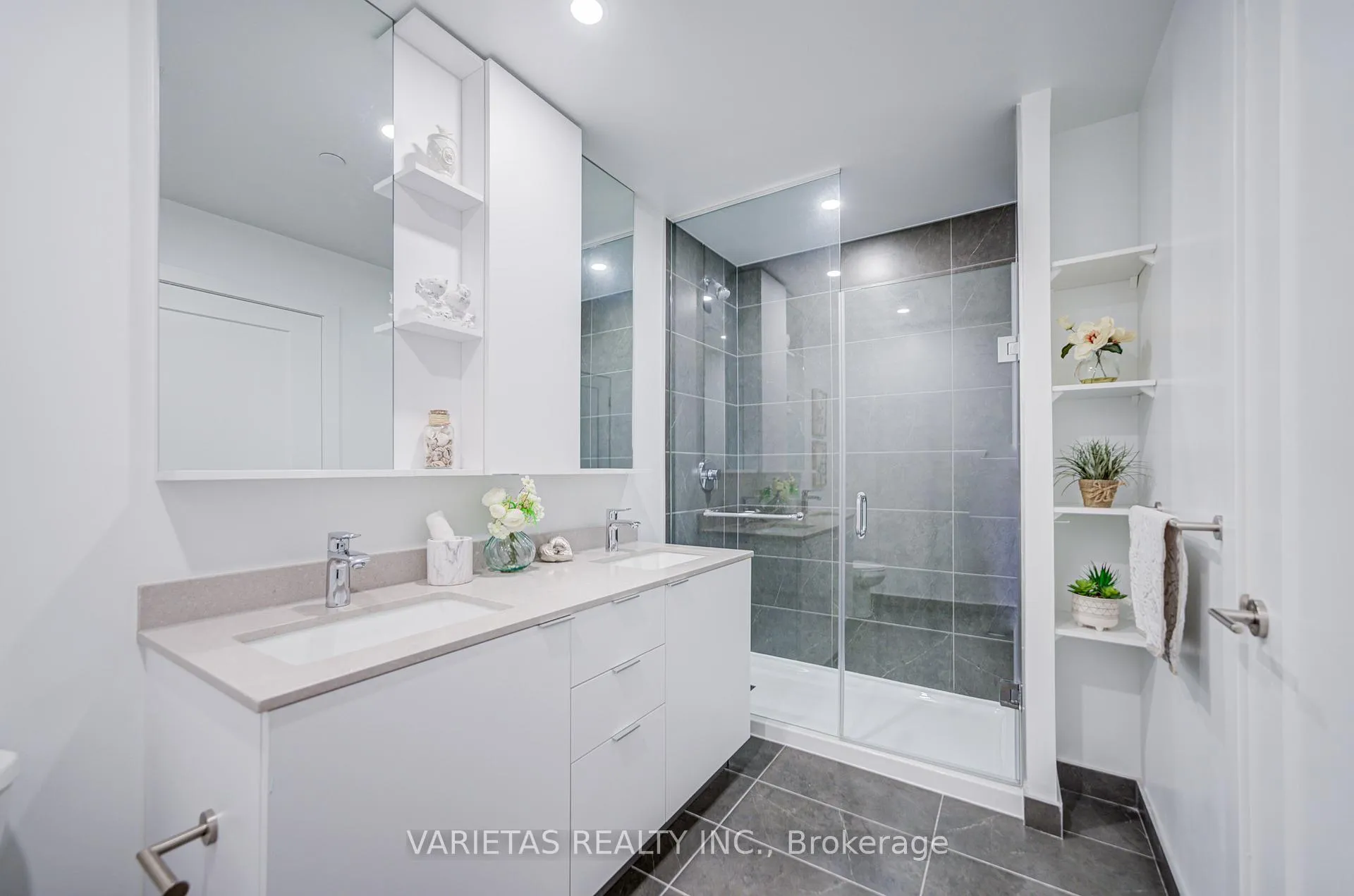 Photo 29 of Unit 101, 9 Clegg Road, Markham, Unionville — HOMEH