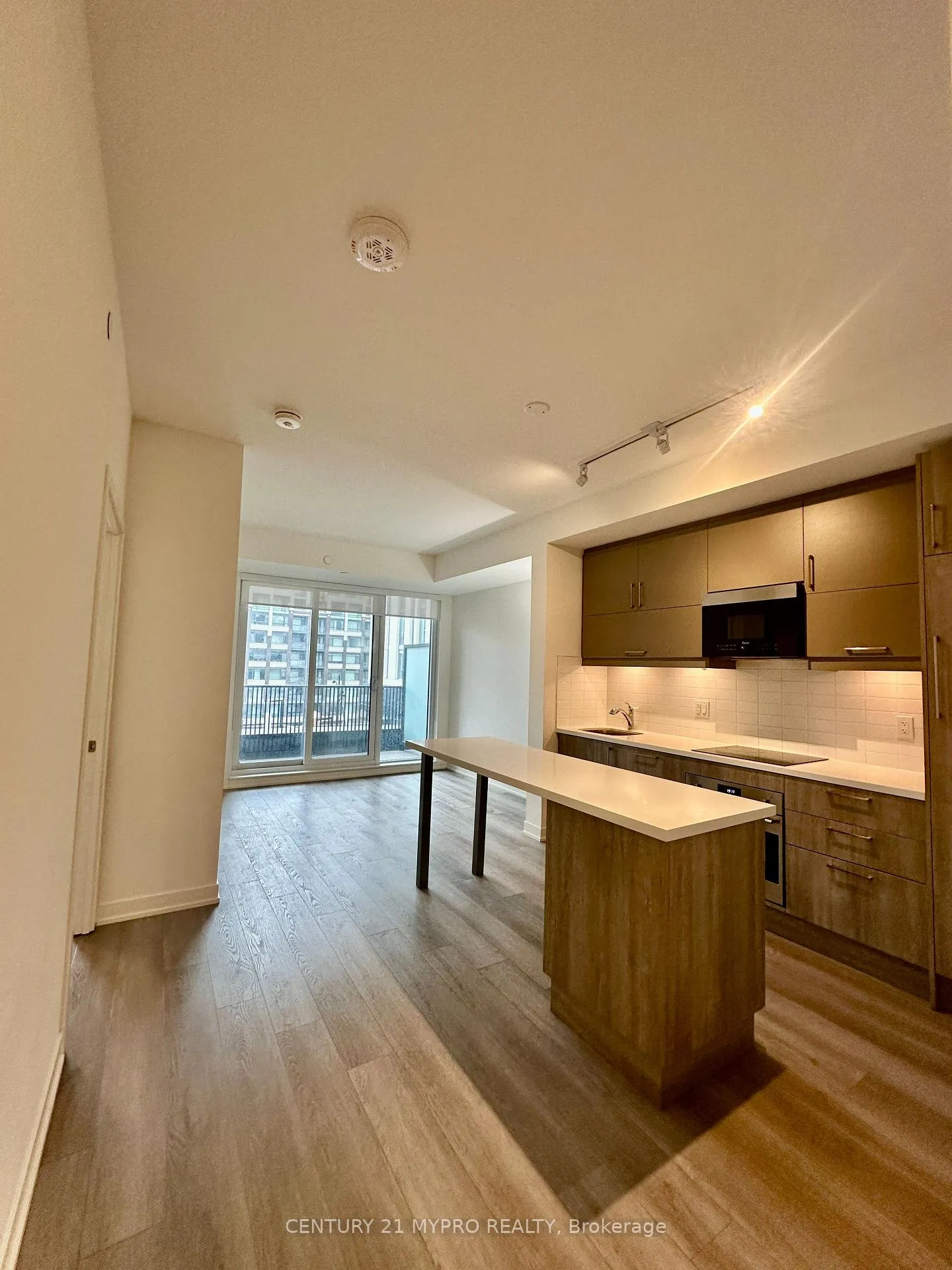 Photo 2 of Unit B715, 292 Verdale Crossing, Markham, Unionville — HOMEH