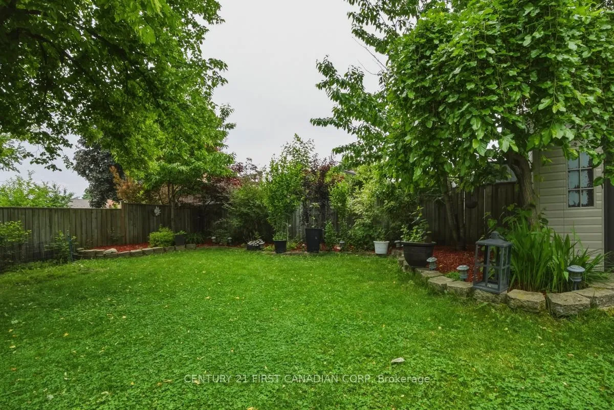 Photo 42 of 27 Tumbleweed Crescent, London, South X — HOMEH