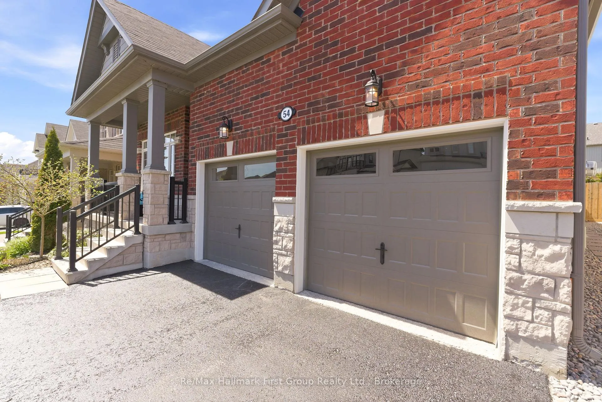 Photo 2 of 54 Horizon Avenue, Cavan Monaghan, Cavan Twp — HOMEH