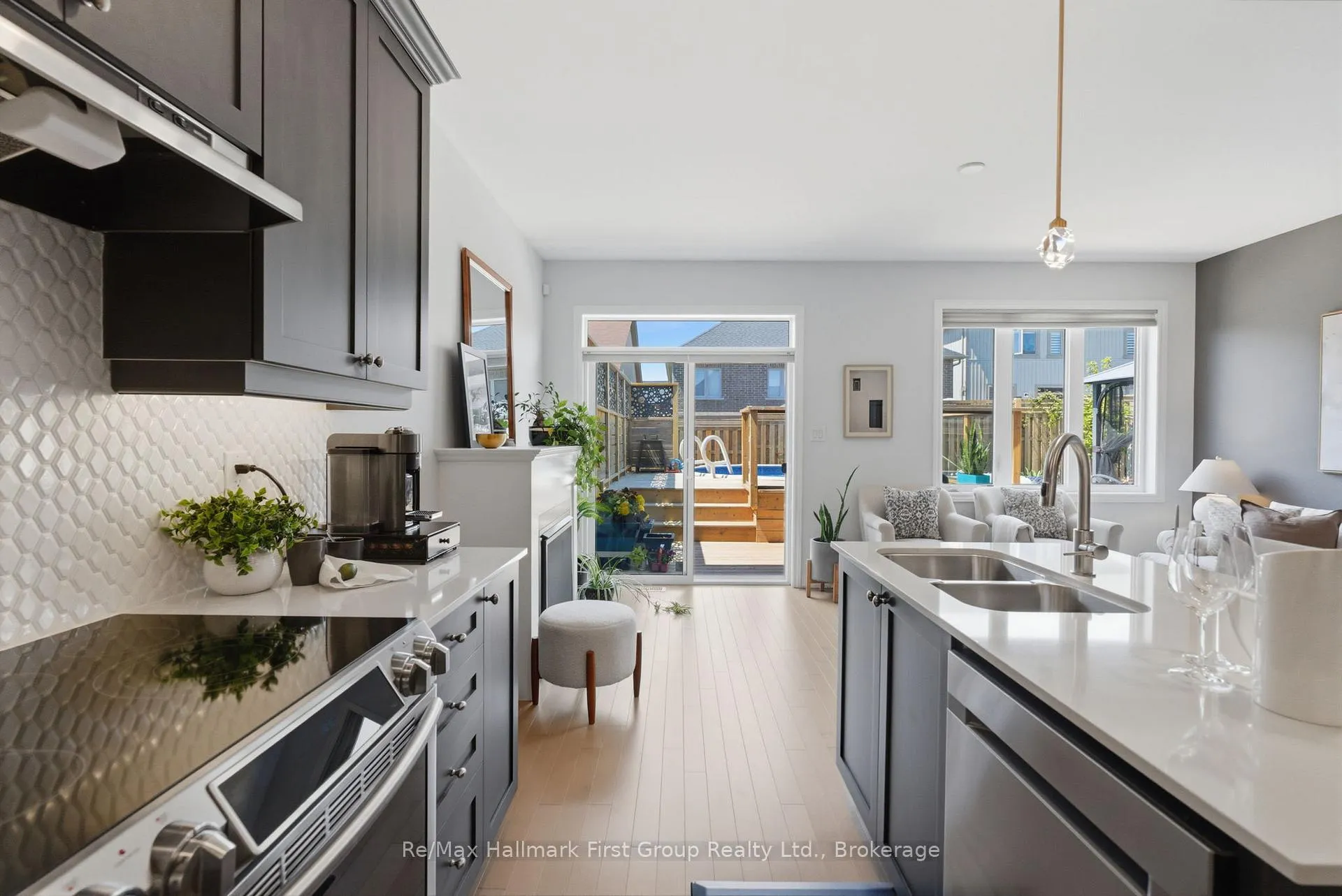 Photo 9 of 54 Horizon Avenue, Cavan Monaghan, Cavan Twp — HOMEH