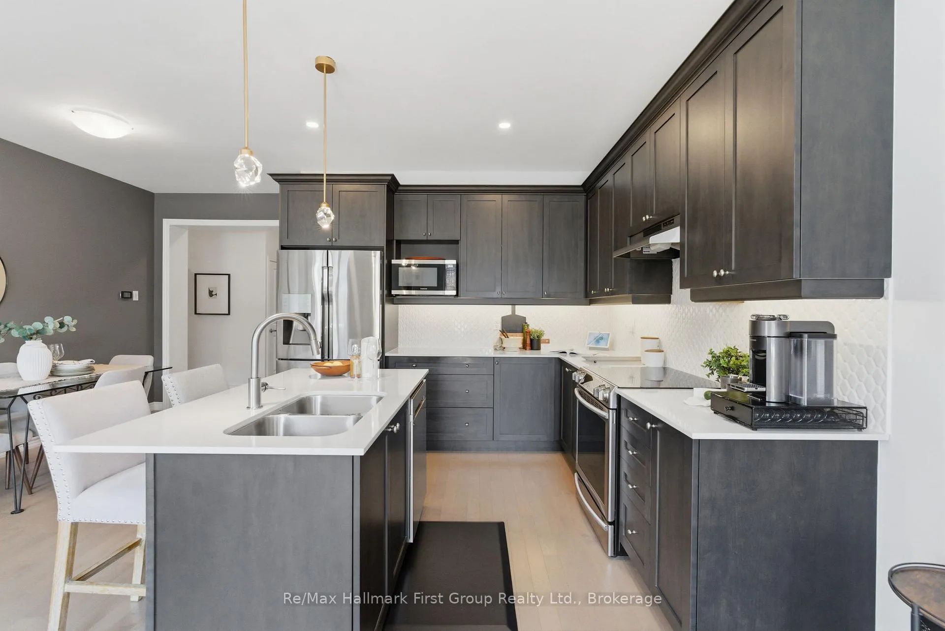 Photo 10 of 54 Horizon Avenue, Cavan Monaghan, Cavan Twp — HOMEH