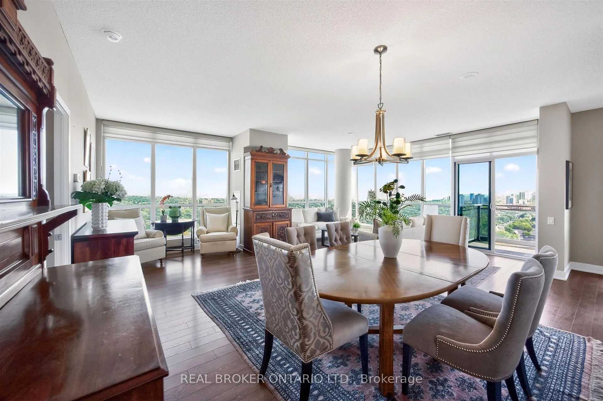 Photo 1 of Unit 2402, 1048 Broadview Avenue, Toronto, Broadview North — HOMEH