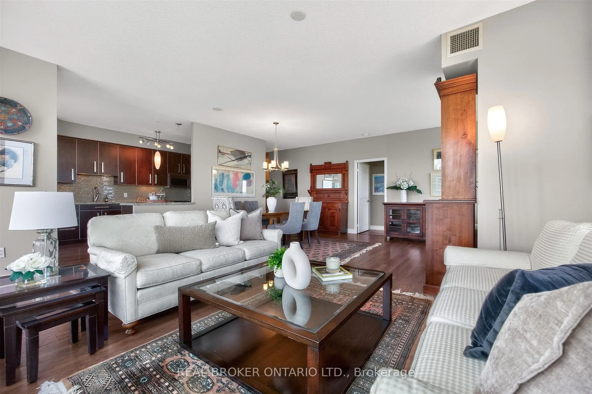 Photo 9 of Unit 2402, 1048 Broadview Avenue, Toronto, Broadview North — HOMEH
