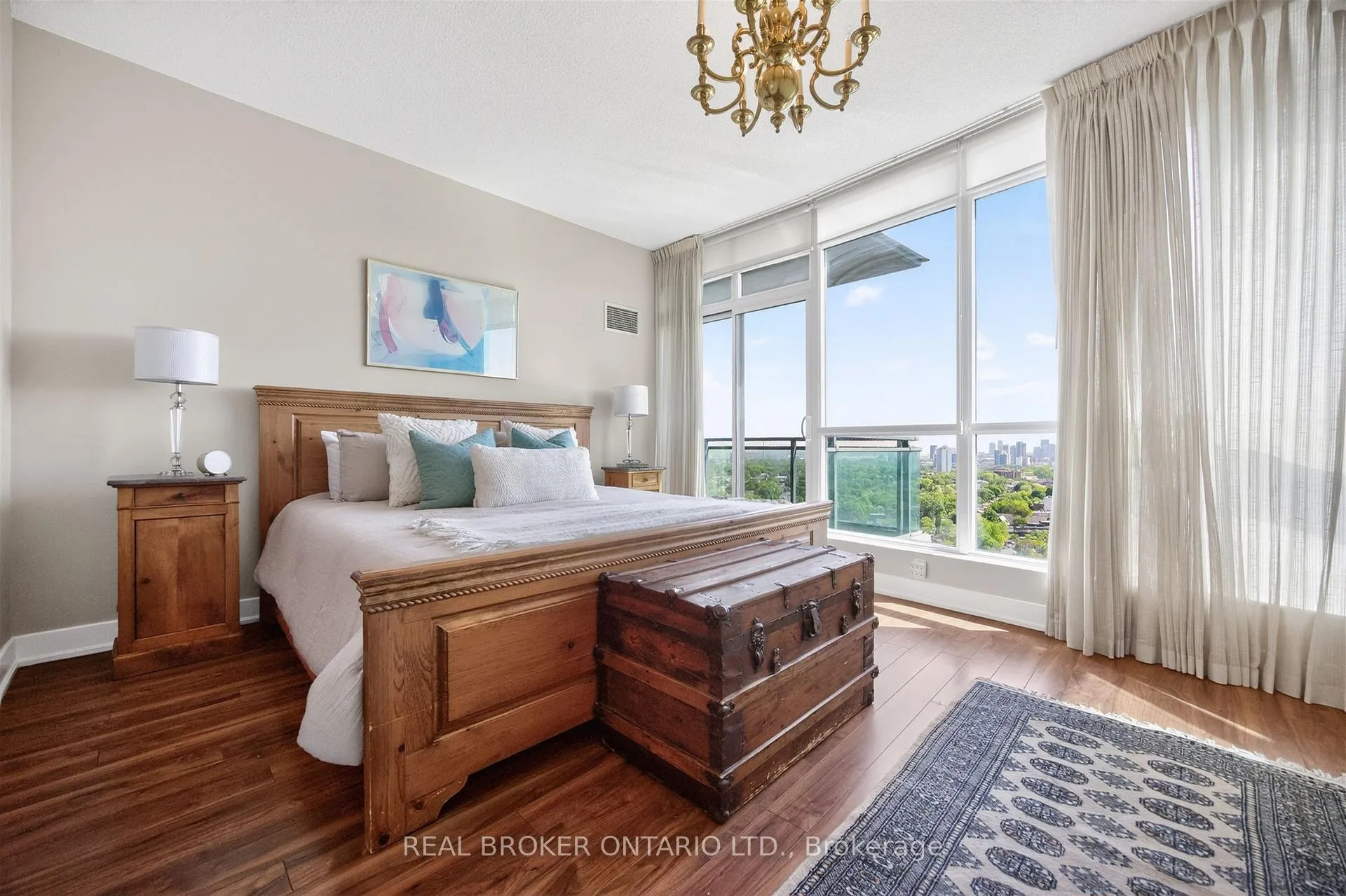 Photo 25 of Unit 2402, 1048 Broadview Avenue, Toronto, Broadview North — HOMEH