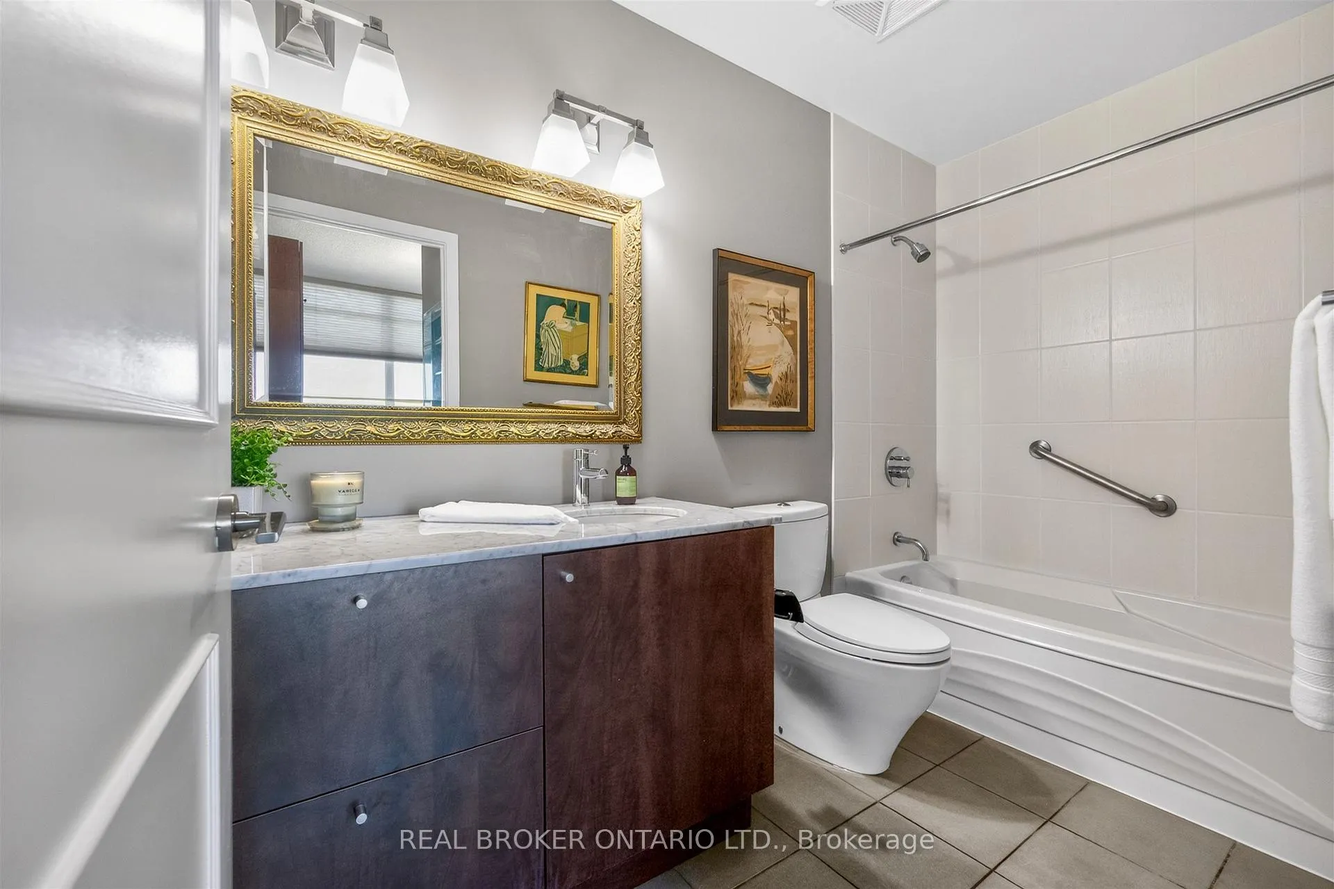 Photo 36 of Unit 2402, 1048 Broadview Avenue, Toronto, Broadview North — HOMEH