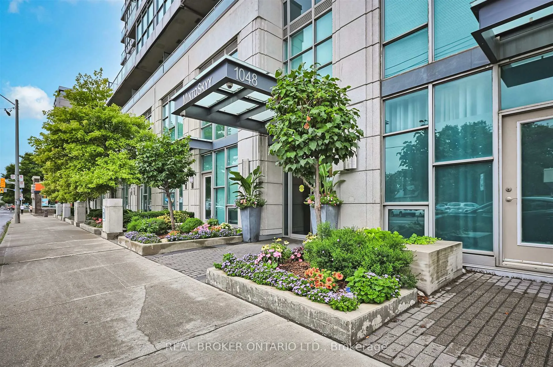 Photo 43 of Unit 2402, 1048 Broadview Avenue, Toronto, Broadview North — HOMEH