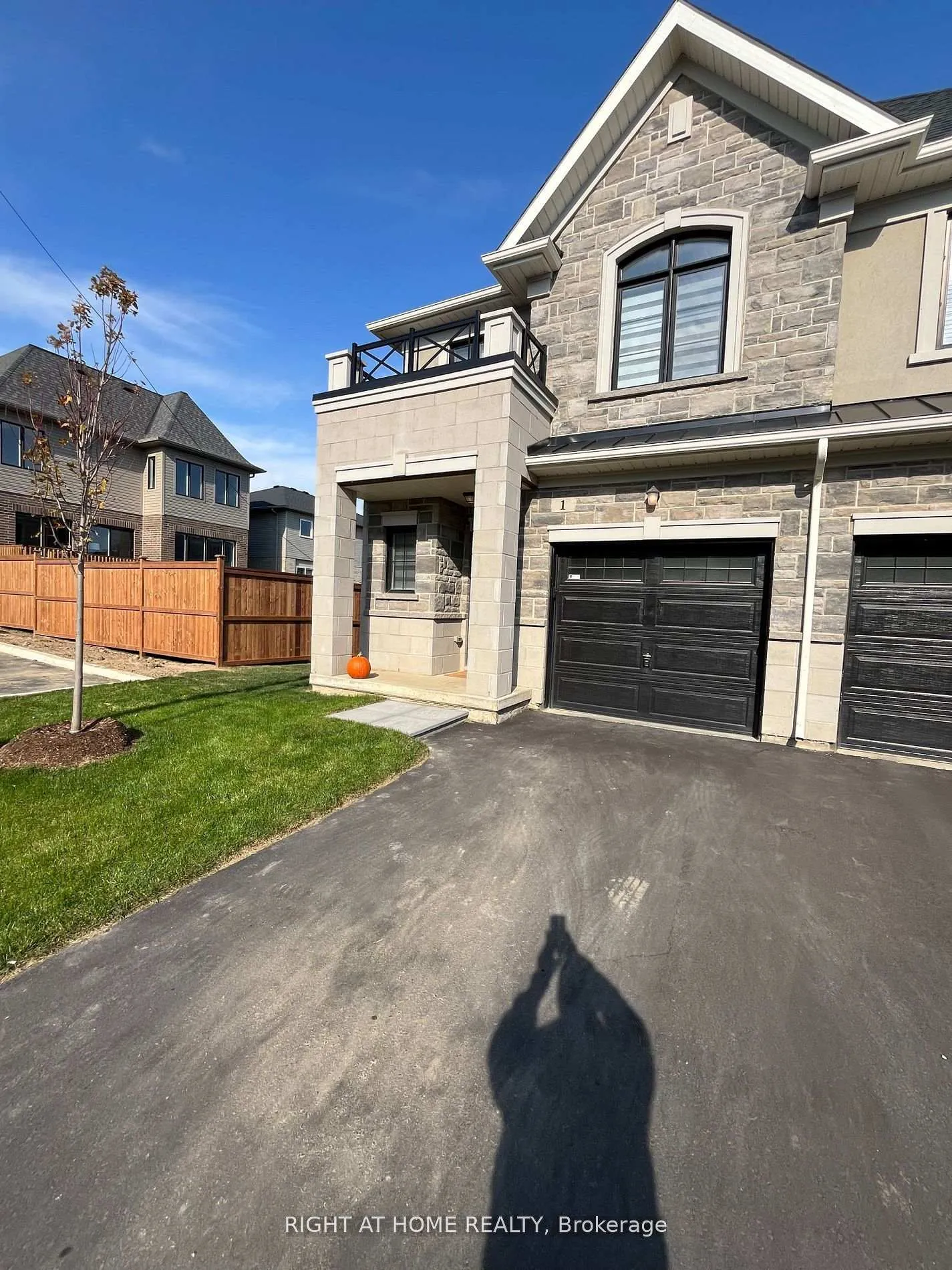 Photo 2 of Unit 1, 30 Mia Drive, Hamilton, Ryckmans — HOMEH