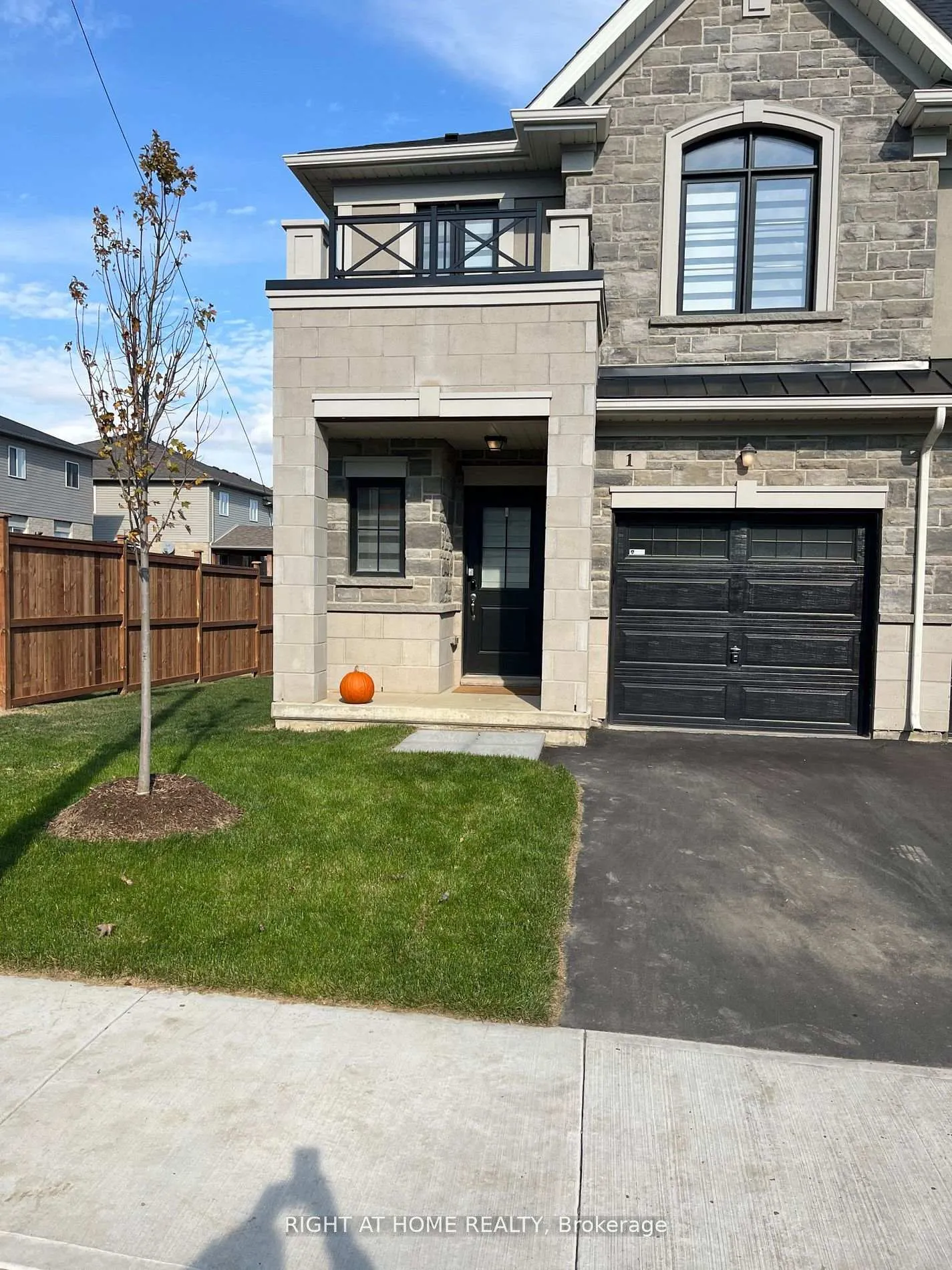 Photo 3 of Unit 1, 30 Mia Drive, Hamilton, Ryckmans — HOMEH
