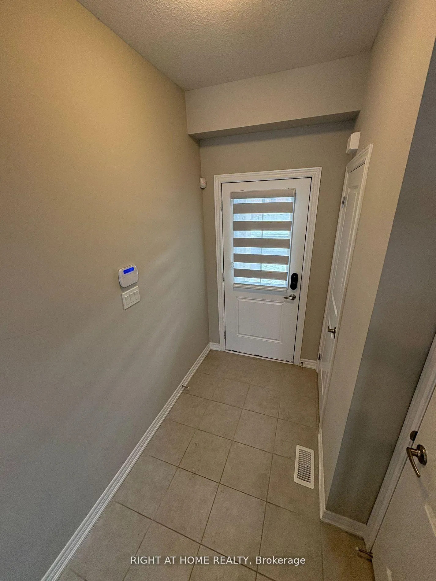 Photo 6 of Unit 1, 30 Mia Drive, Hamilton, Ryckmans — HOMEH