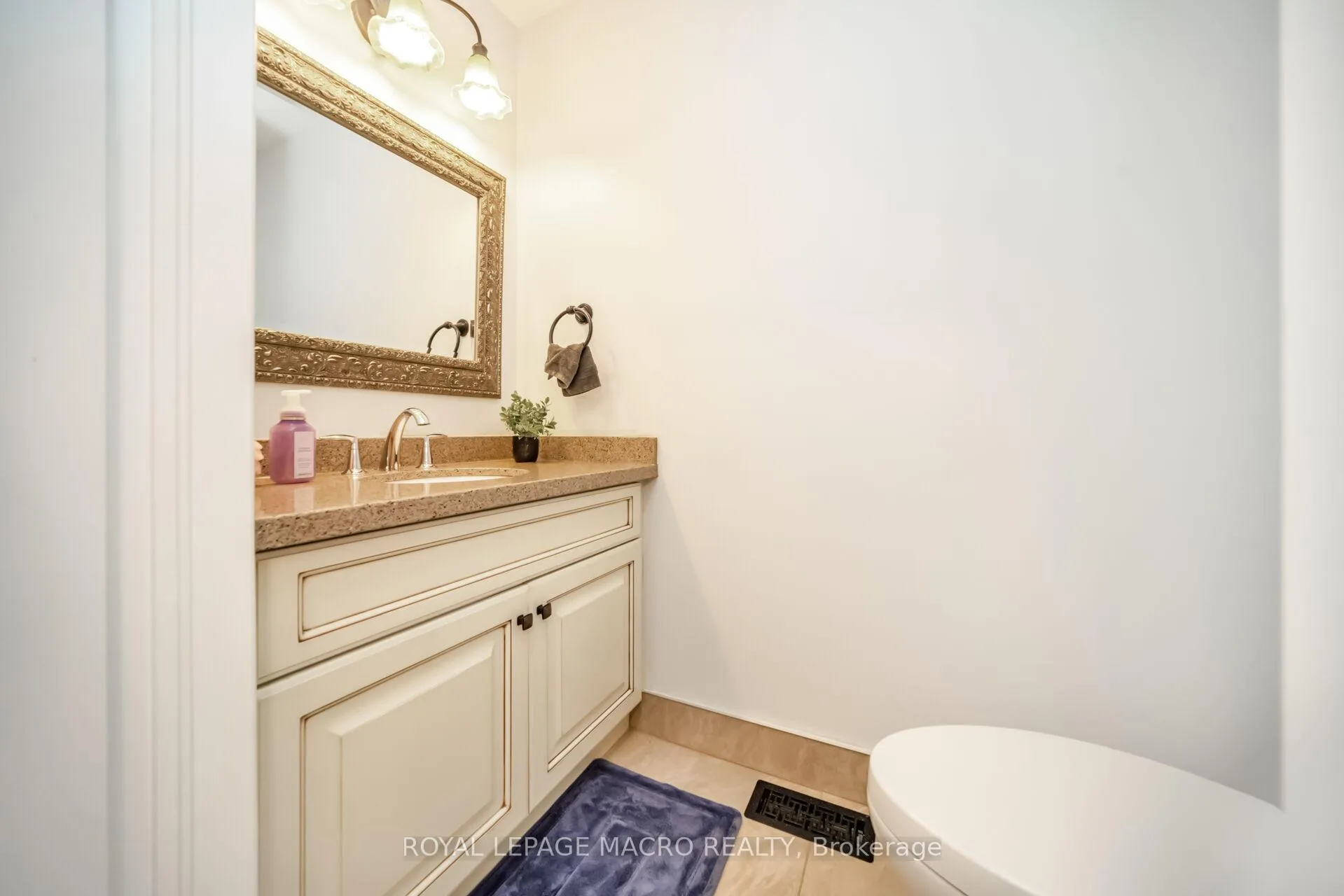 Photo 12 of 19 Sonata Avenue, Hamilton, Kernighan — HOMEH