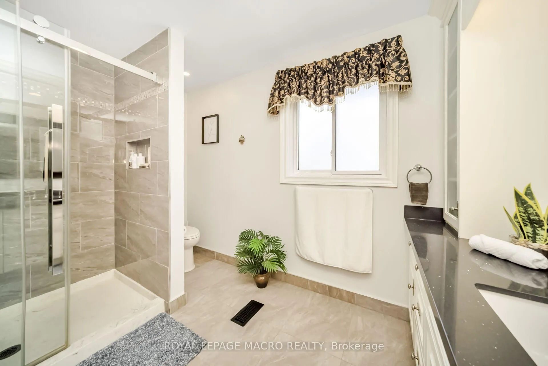 Photo 18 of 19 Sonata Avenue, Hamilton, Kernighan — HOMEH
