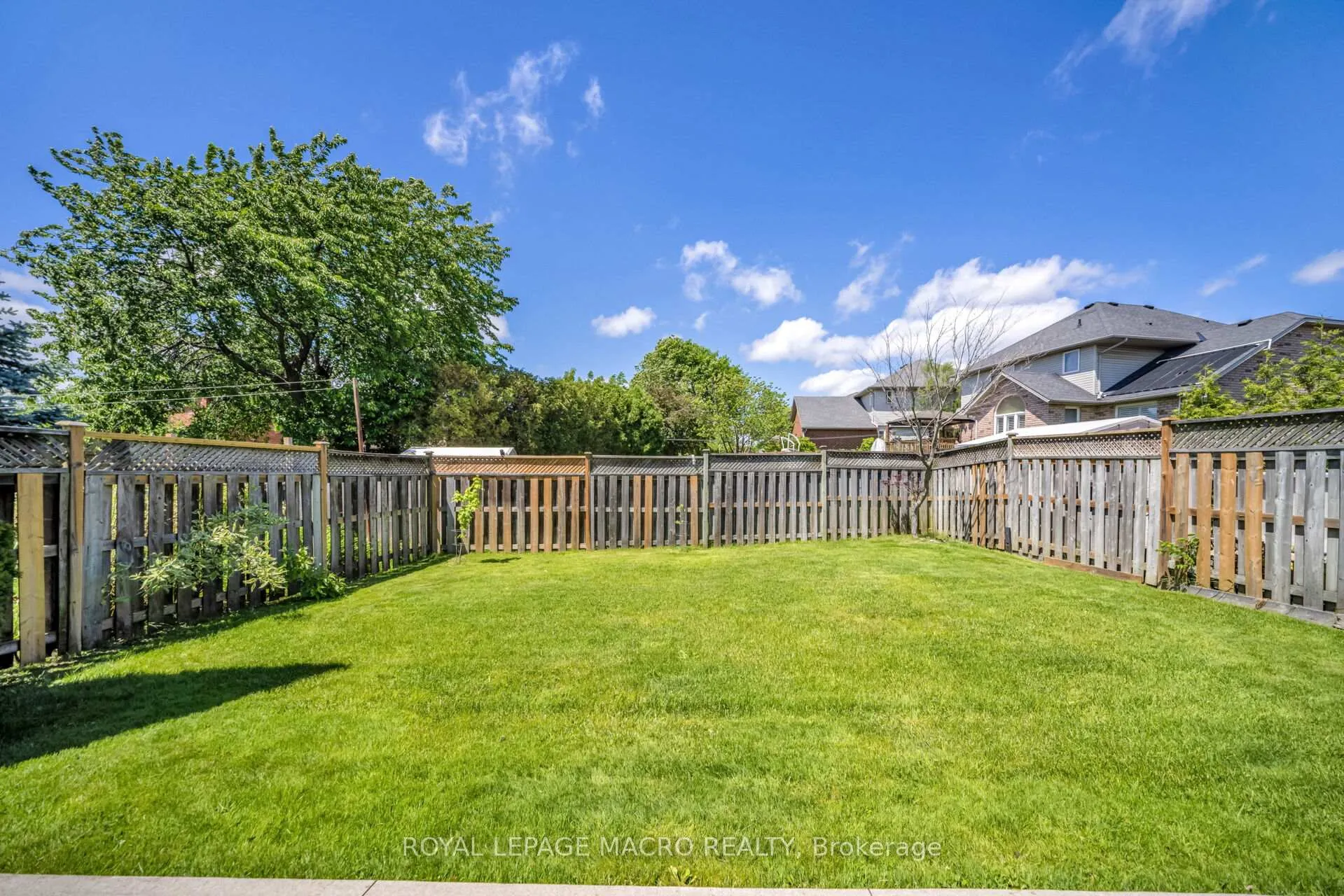 Photo 31 of 19 Sonata Avenue, Hamilton, Kernighan — HOMEH
