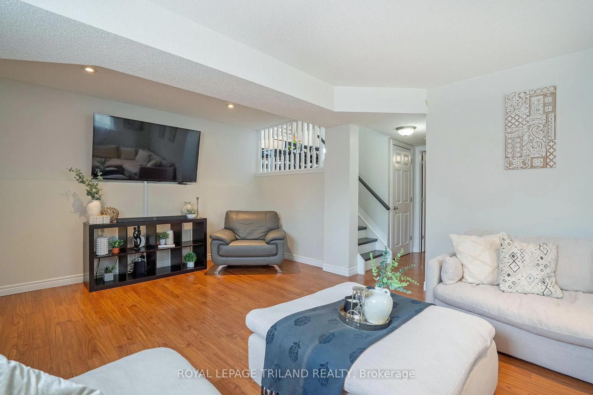 Photo 27 of 2 Redtail Court, St. Thomas — HOMEH