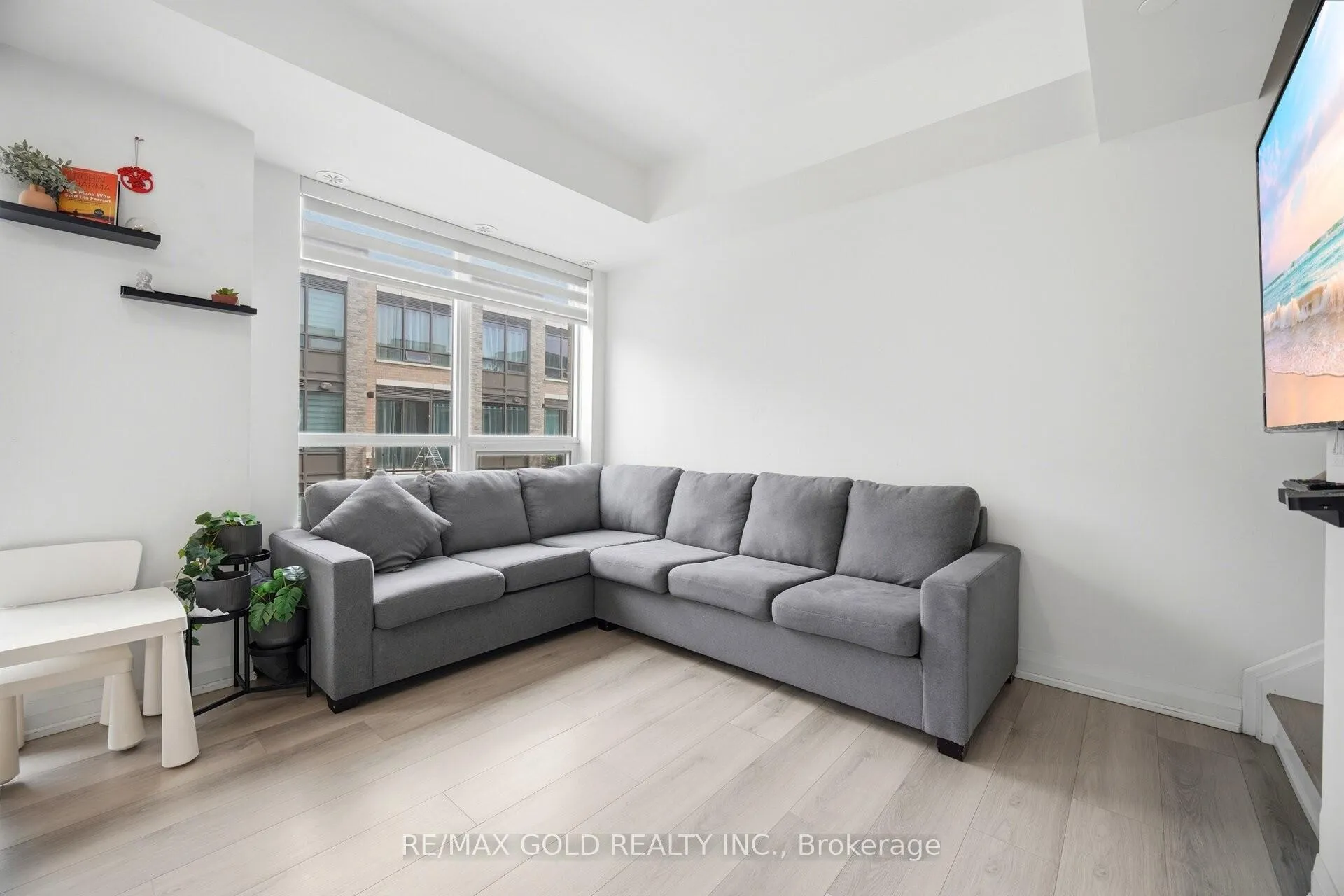 Photo 4 of Unit 346, 75 Attmar Drive, Brampton, Bram East — HOMEH