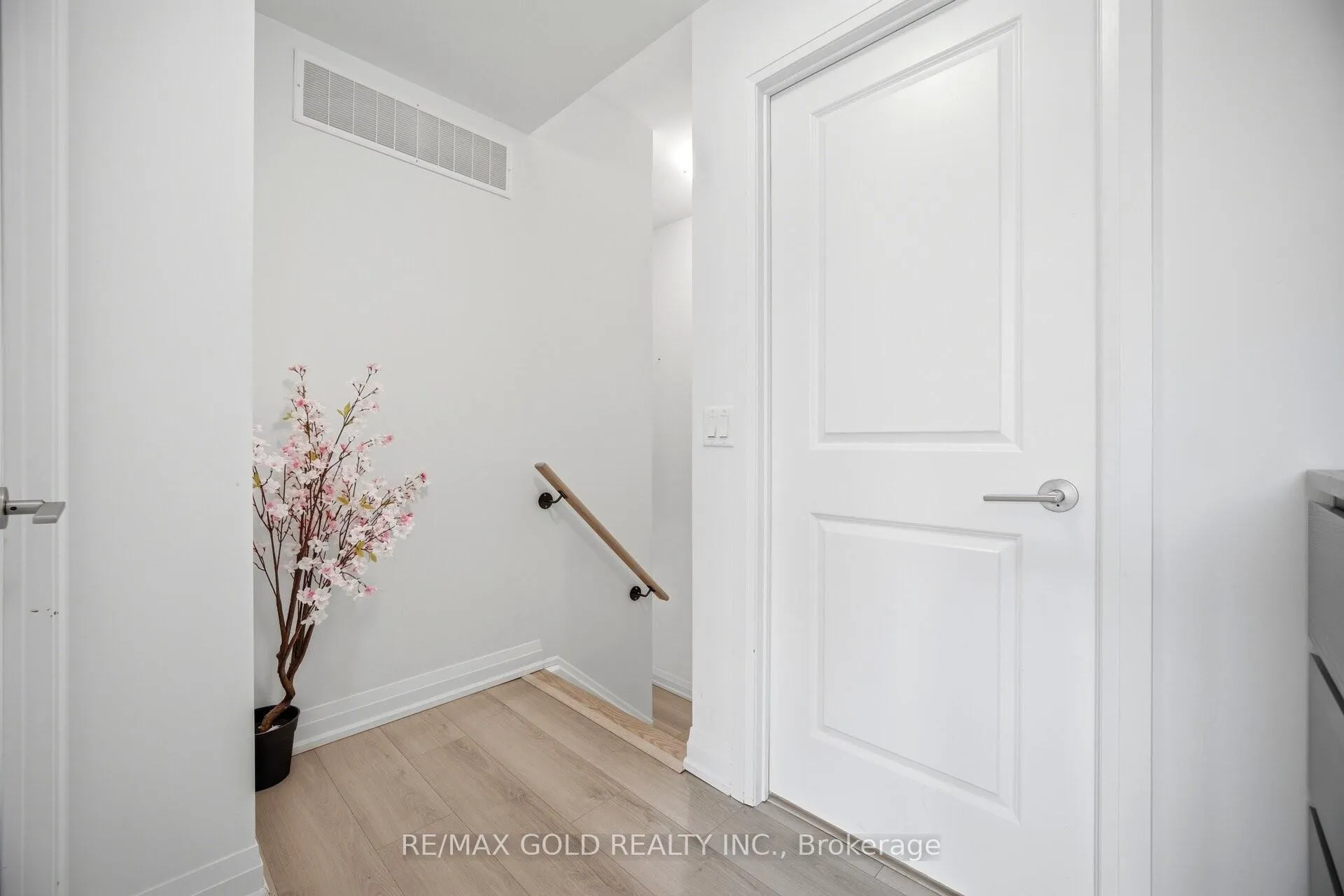 Photo 12 of Unit 346, 75 Attmar Drive, Brampton, Bram East — HOMEH