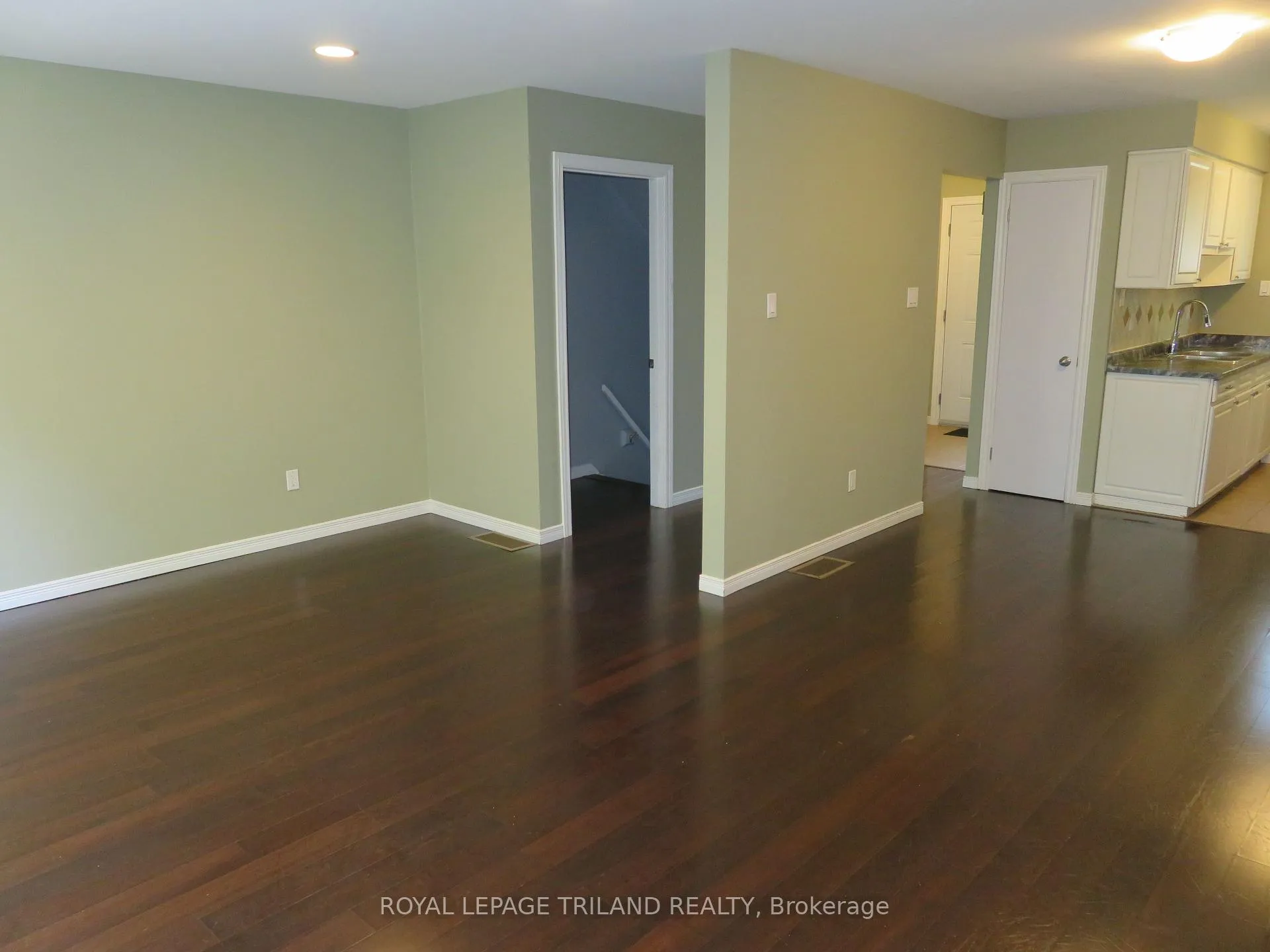 Photo 6 of Unit 86, 1600 Culver Drive, London, East H — HOMEH