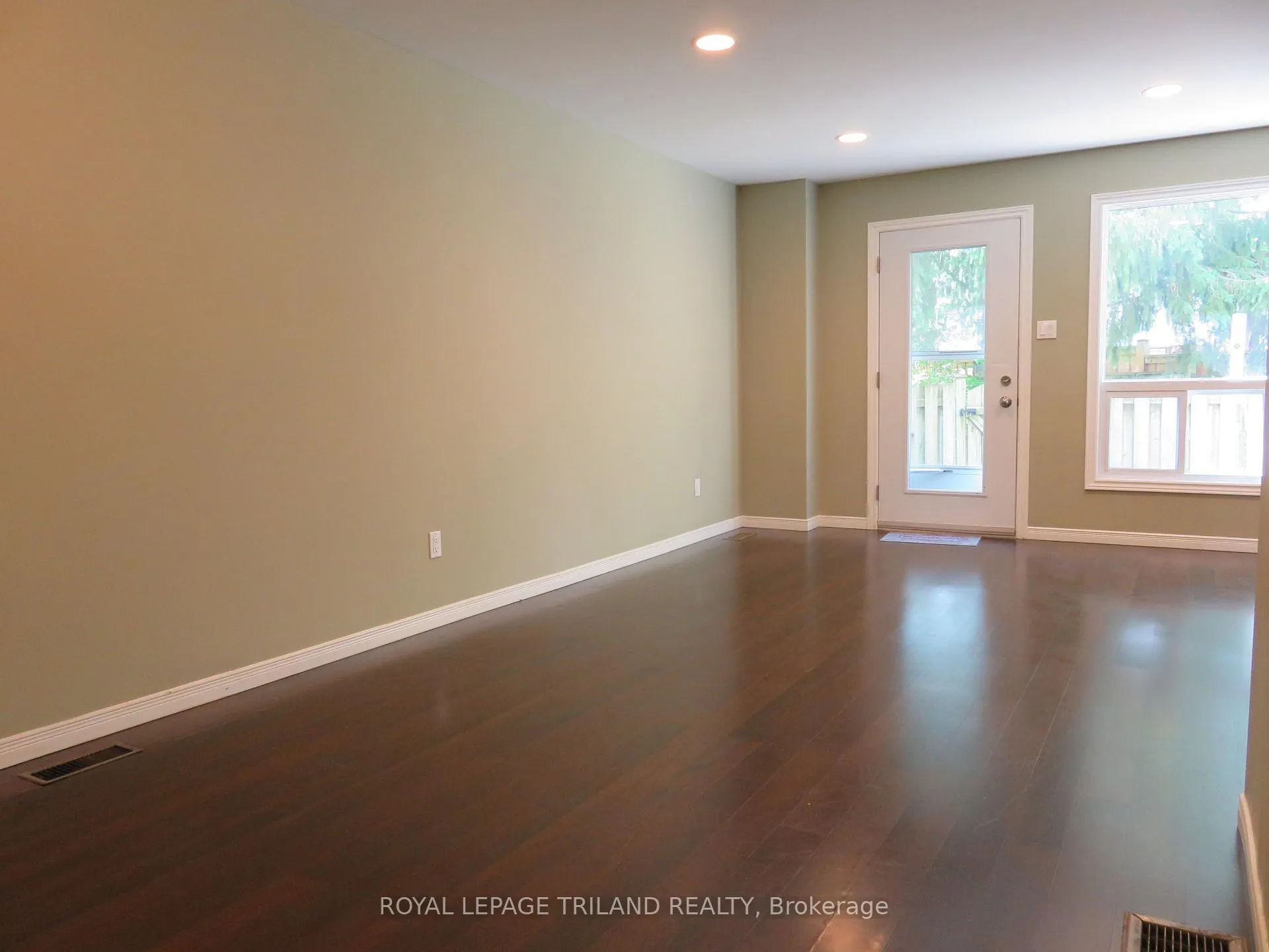 Photo 7 of Unit 86, 1600 Culver Drive, London, East H — HOMEH