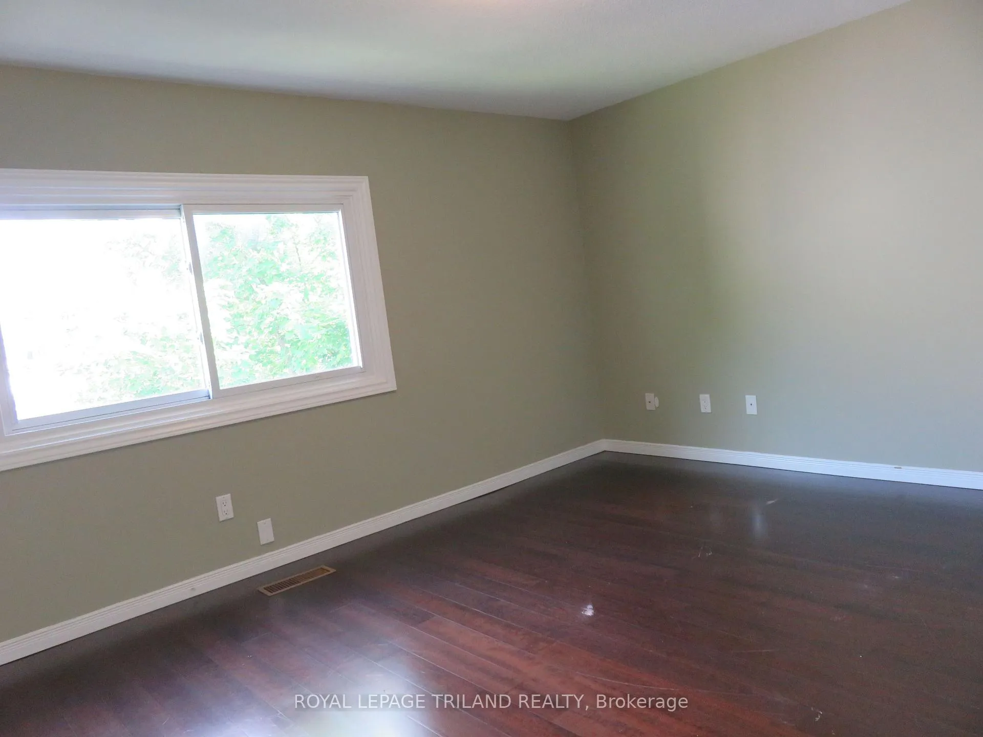 Photo 15 of Unit 86, 1600 Culver Drive, London, East H — HOMEH