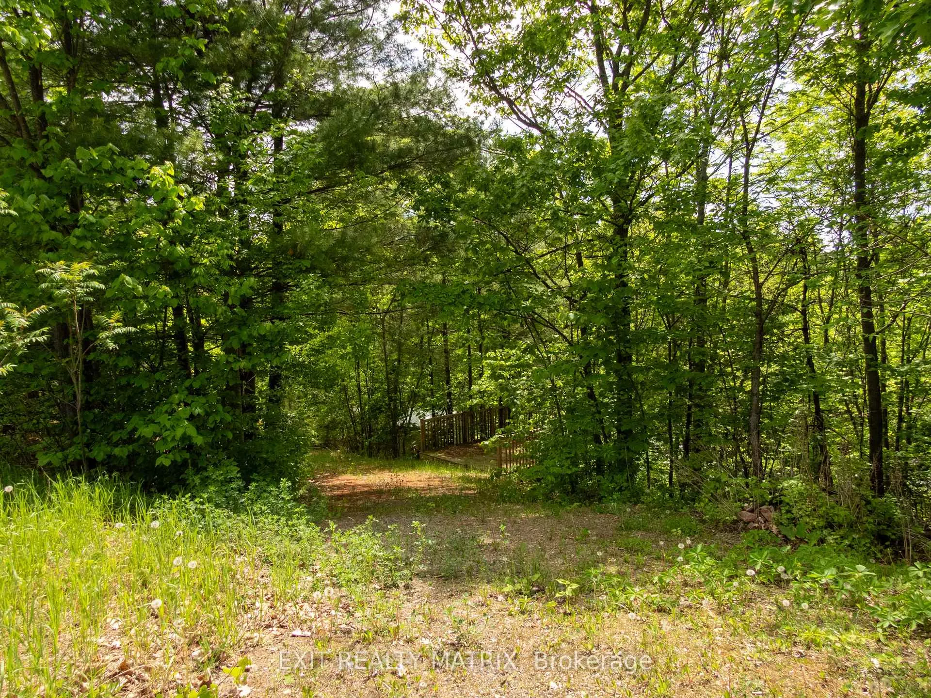 Photo 4 of 12654 Lanark Road, Greater Madawaska — HOMEH