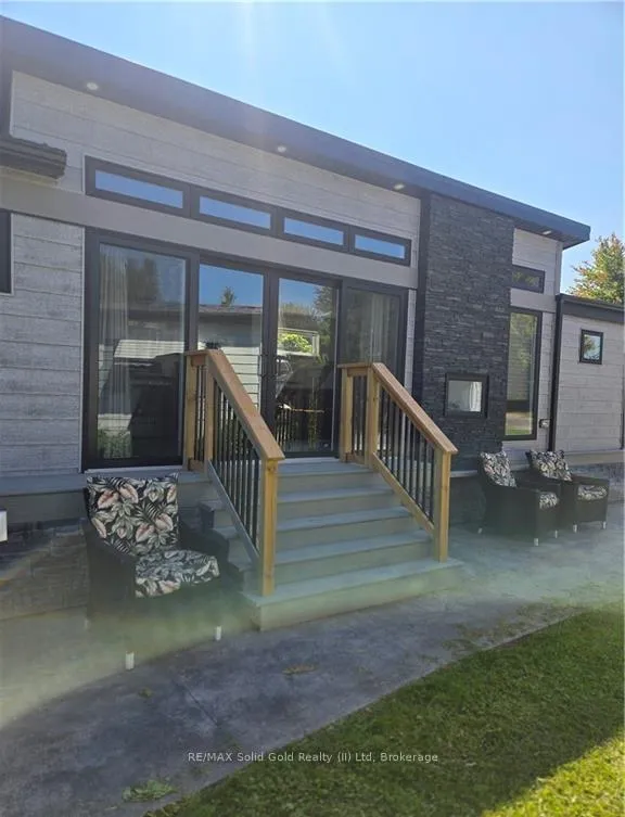 Photo 2 of Unit 30, 22220 Charing Cross Road, Chatham-Kent, Chatham — HOMEH
