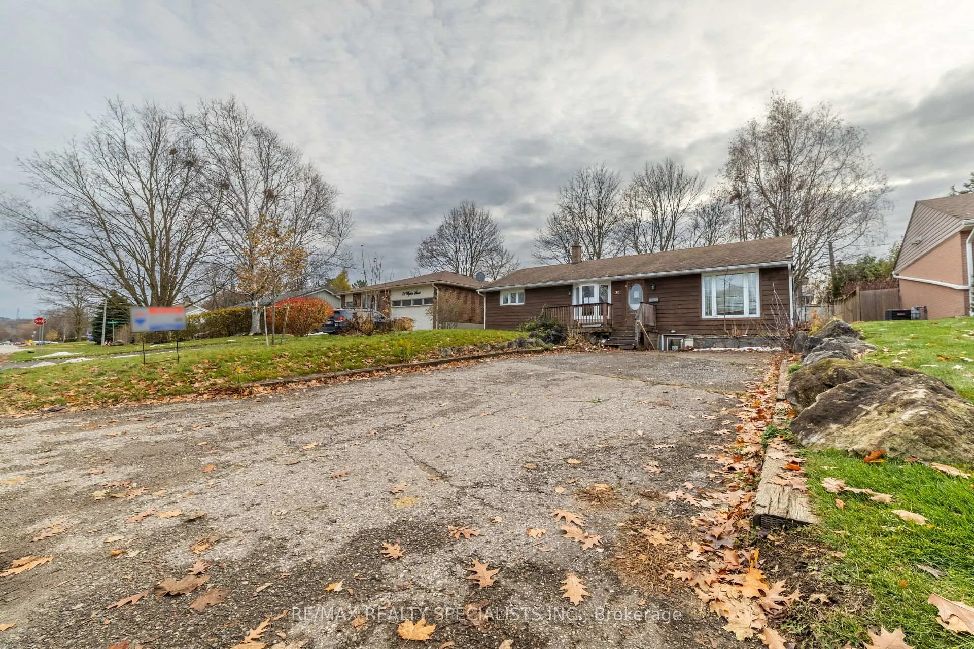 Photo 1 of 70 Bythia Street, Orangeville — HOMEH