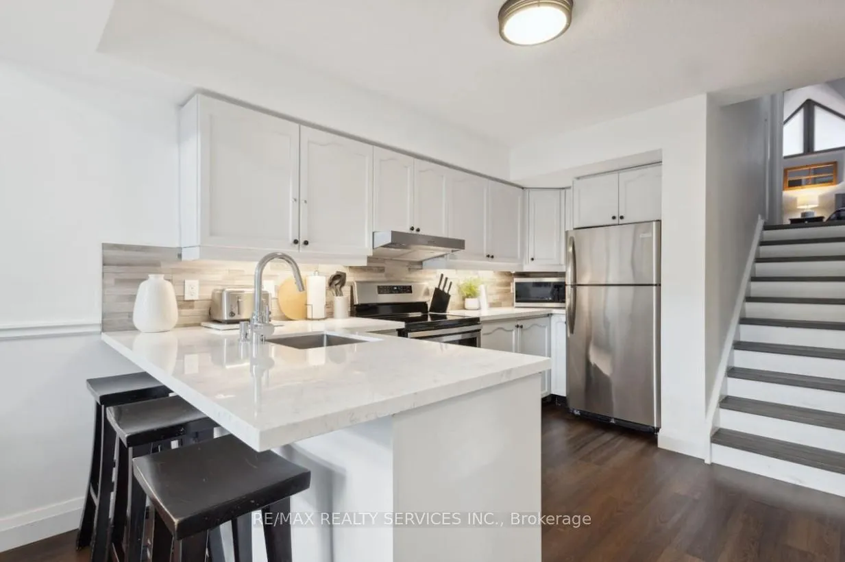 Photo 10 of Unit 224, 796404 Grey 19 Road, Blue Mountains — HOMEH