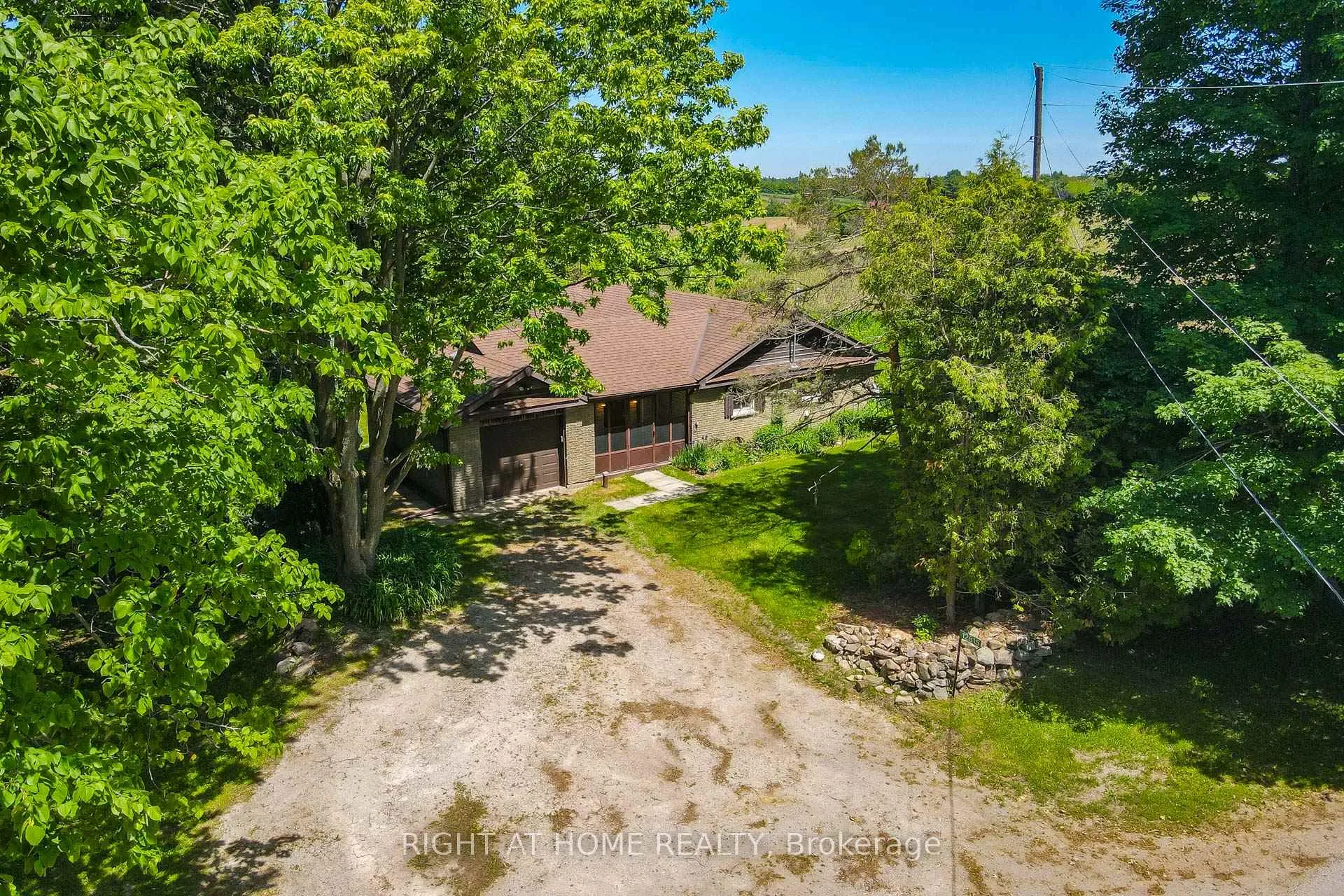 Photo 5 of 12815 Dublin Line, Halton Hills, Rural Halton Hills — HOMEH